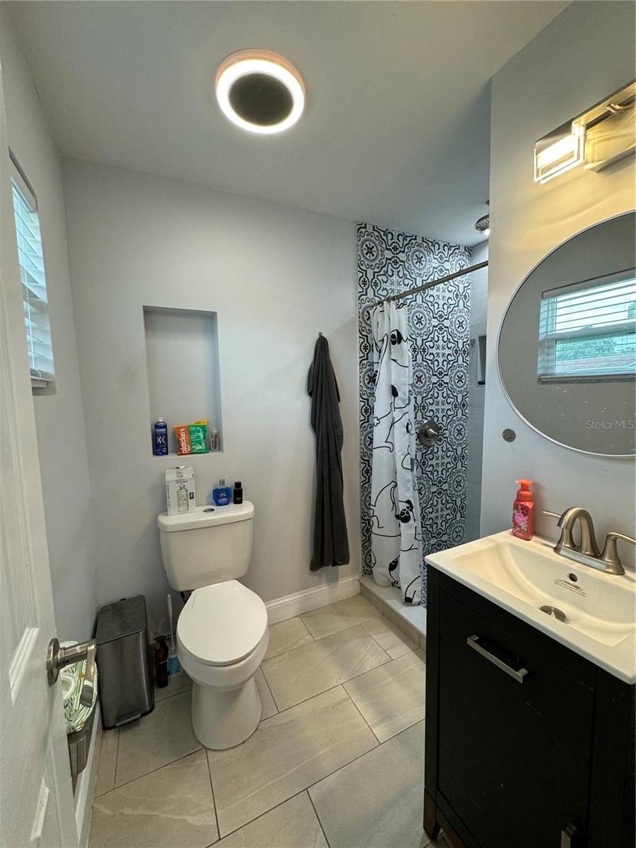 Listing photo id 21 for 7102 Reindeer Road