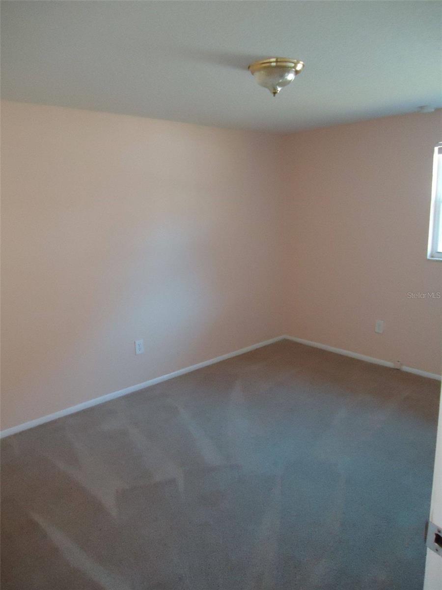 Image 7 of 11 For 5570 61st Street N