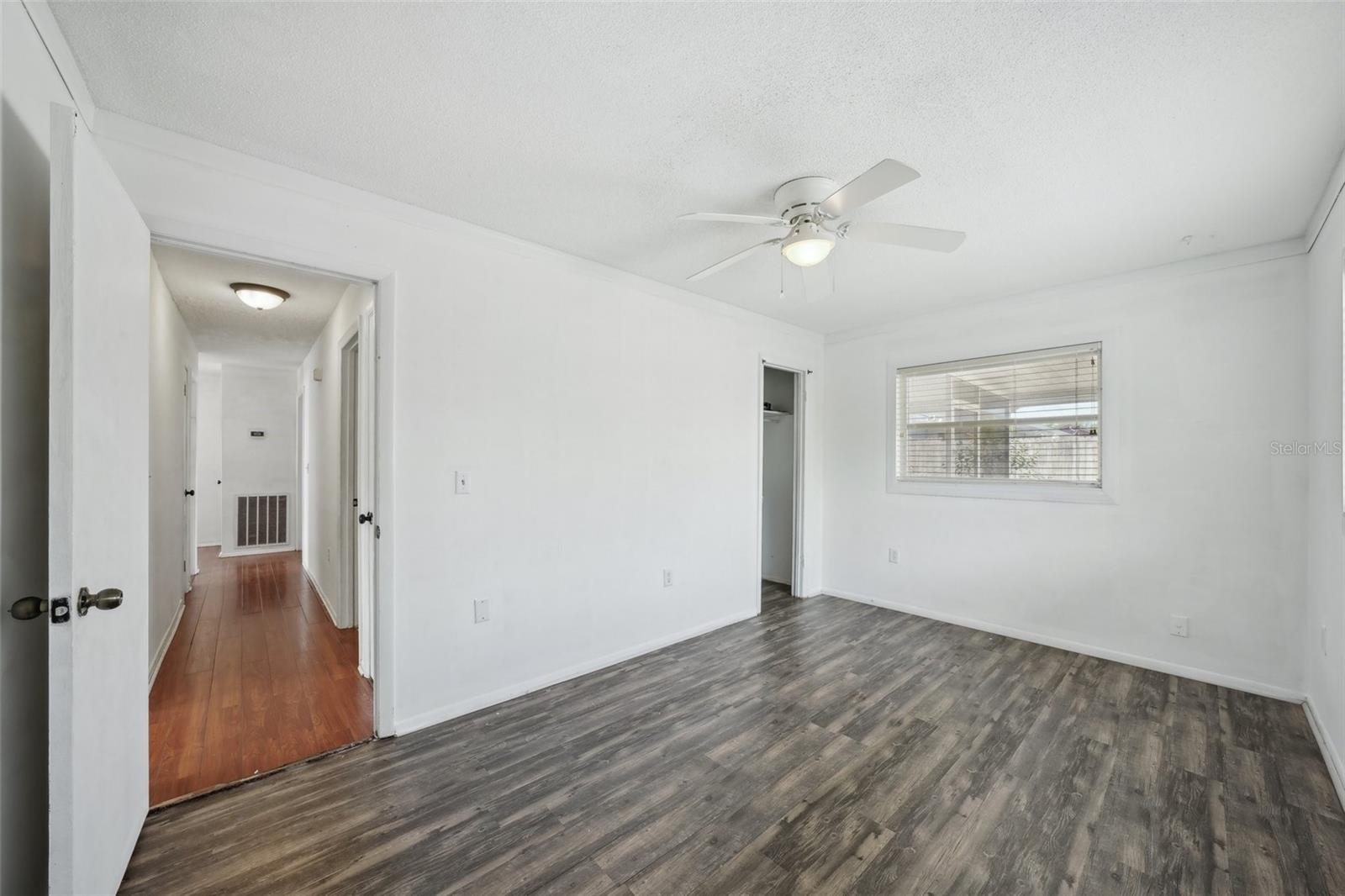 Image 30 of 70 For 503 Holt Circle