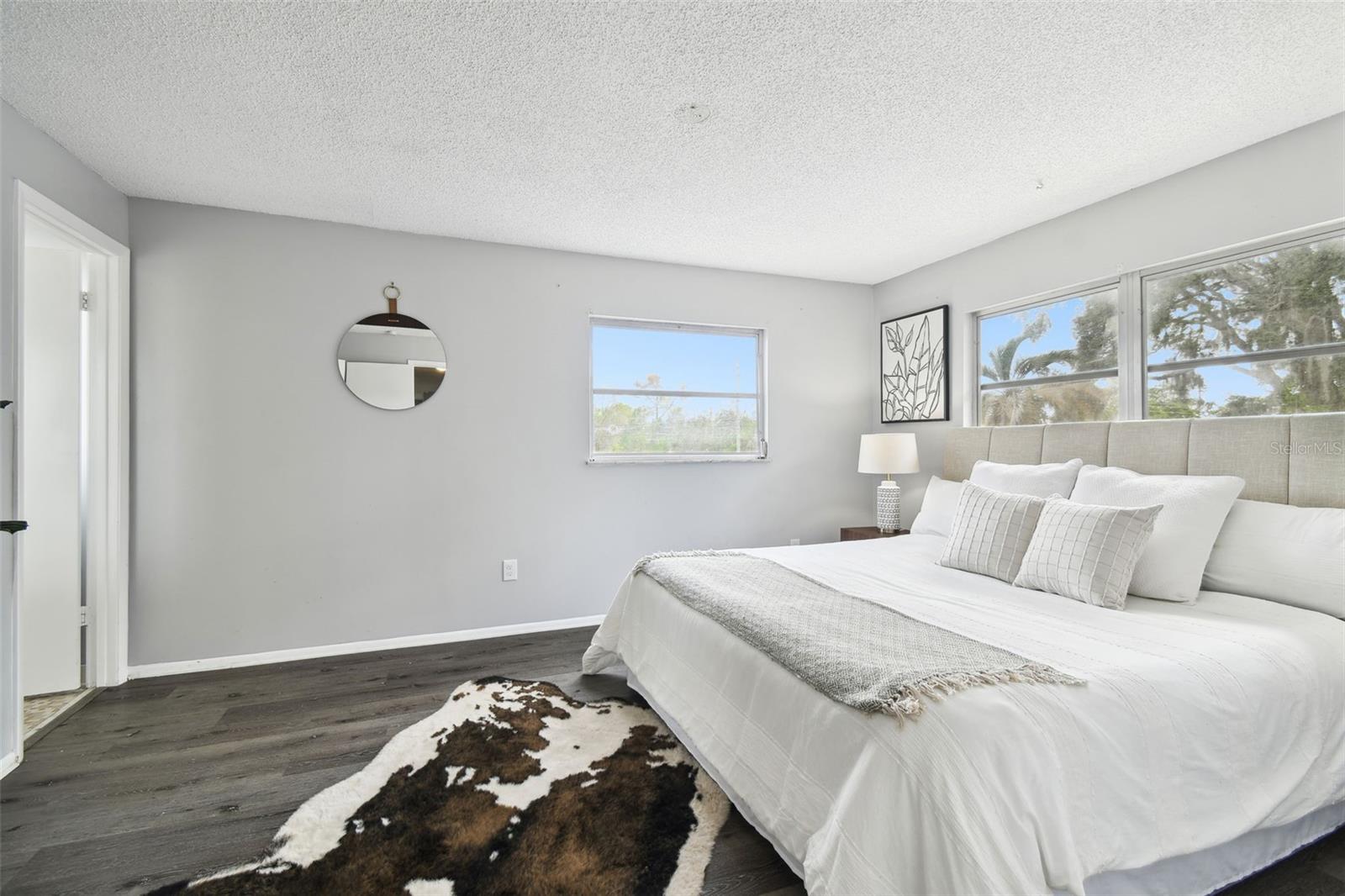 Image 16 of 48 For 11409 Spring Hill Drive
