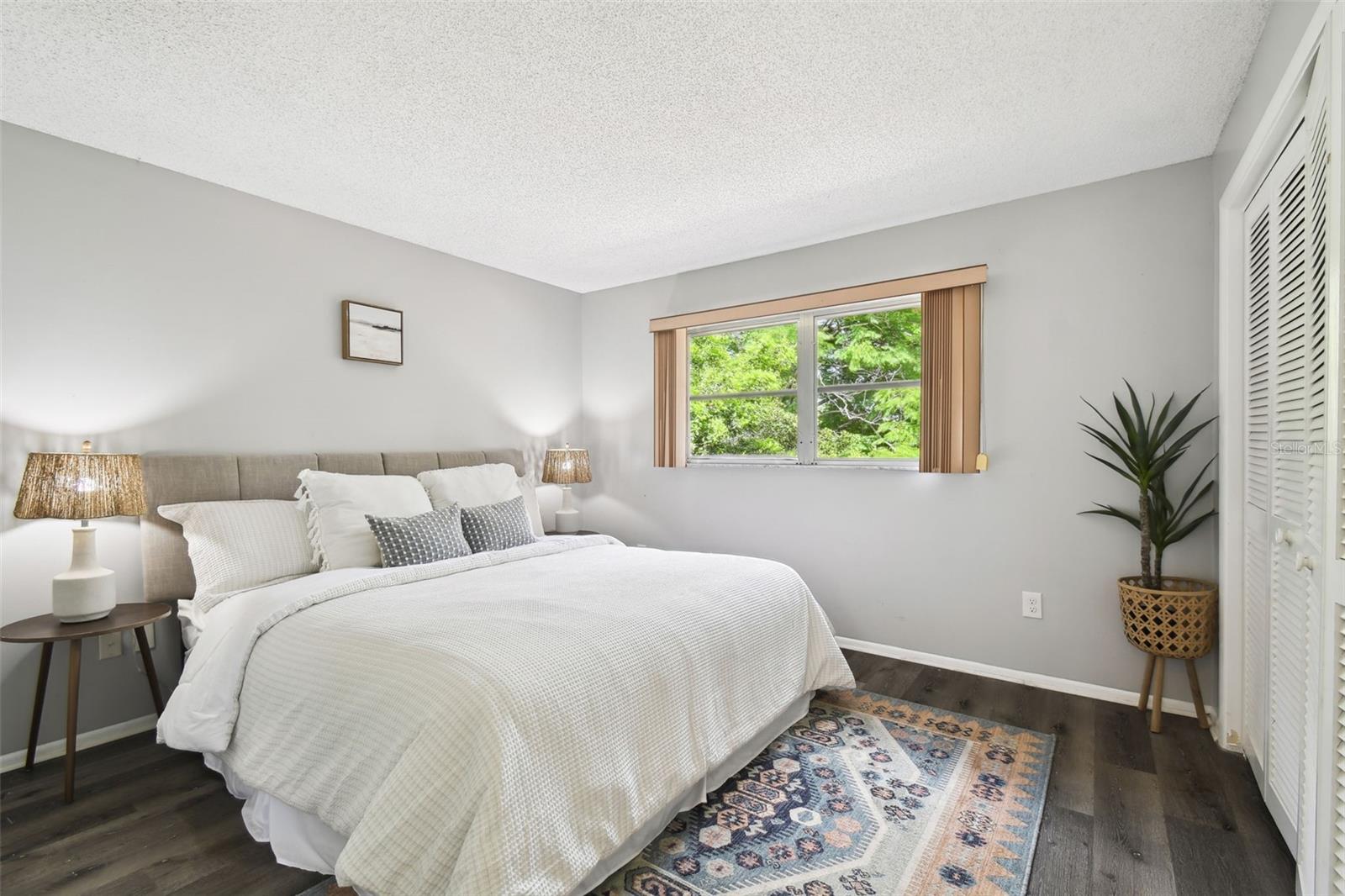 Image 18 of 48 For 11409 Spring Hill Drive
