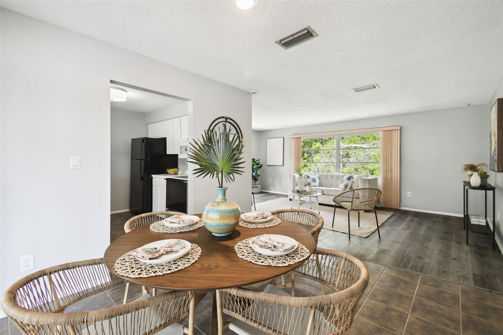 Image 33 of 48 For 11409 Spring Hill Drive