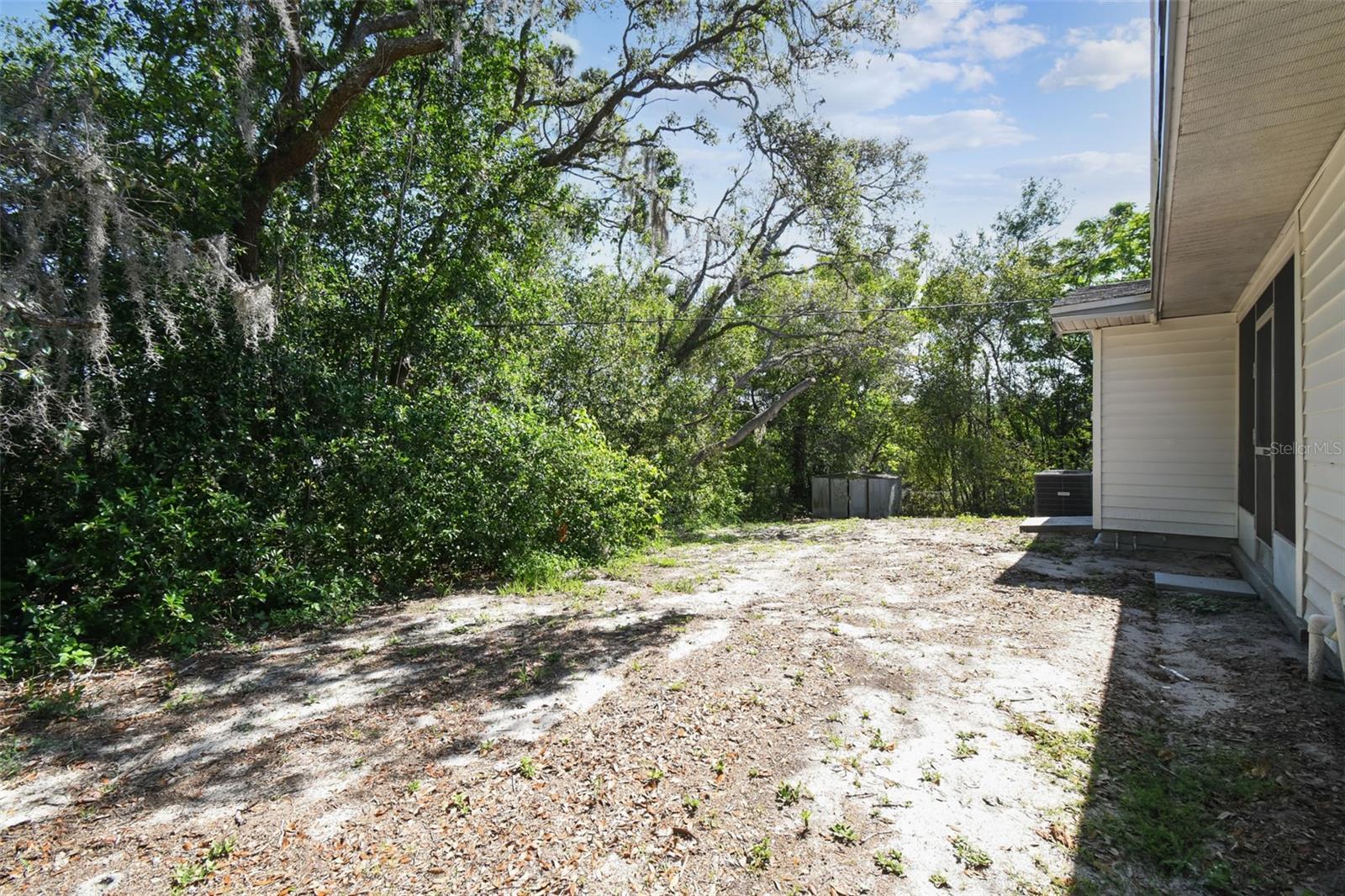 Image 7 of 48 For 11409 Spring Hill Drive