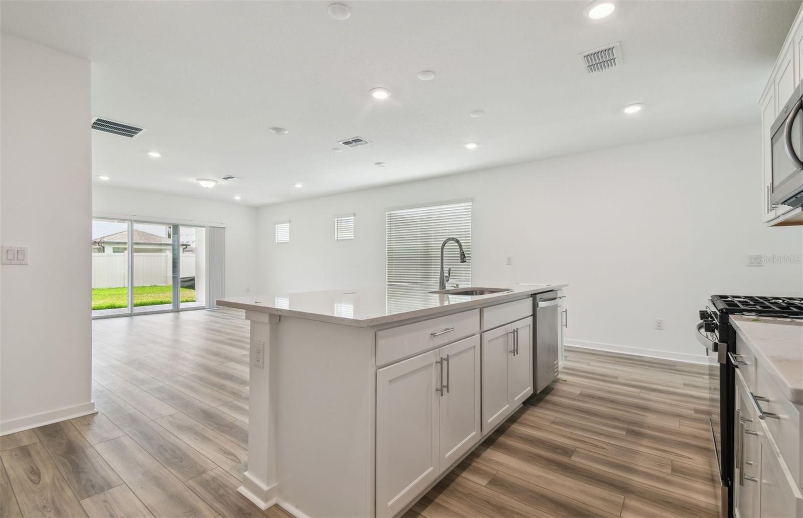 Image 4 of 19 For 4210 Goldfoil Road