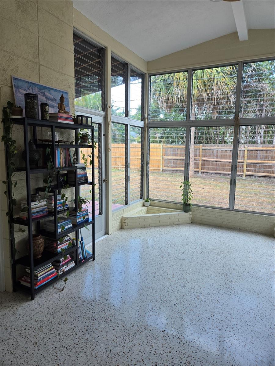 Image 11 of 18 For 6347 13th Avenue N