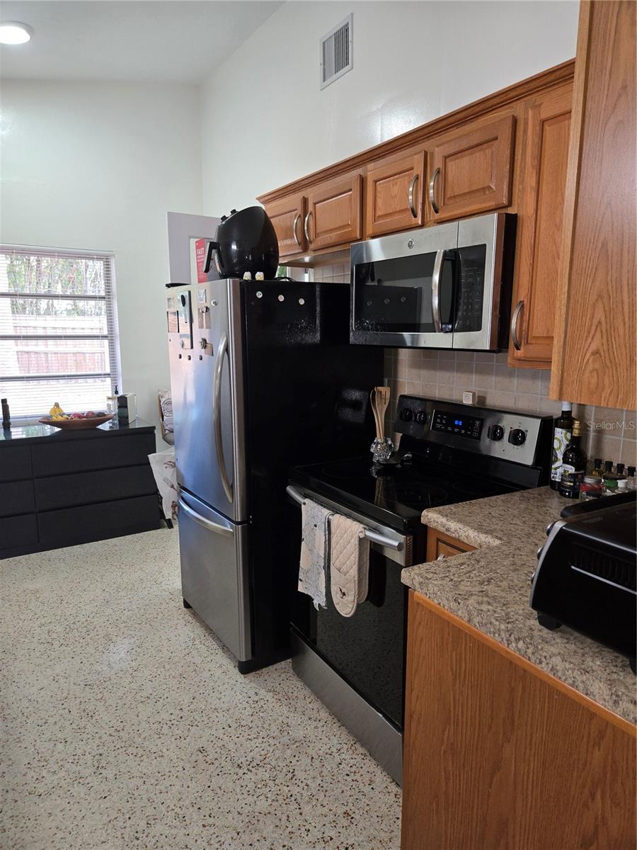Image 17 of 18 For 6347 13th Avenue N