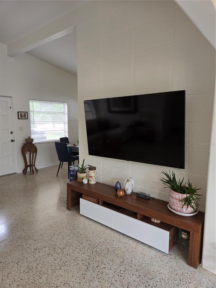 Image 6 of 18 For 6347 13th Avenue N