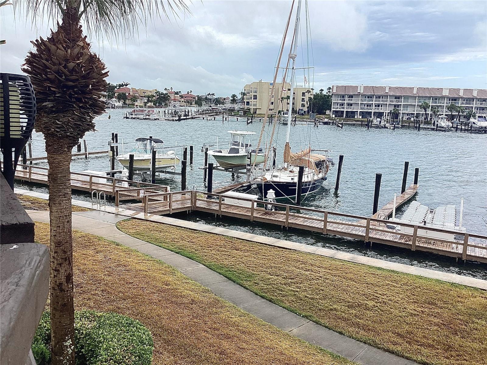 Details for 120 1st Street E 104, ST PETERSBURG, FL 33715