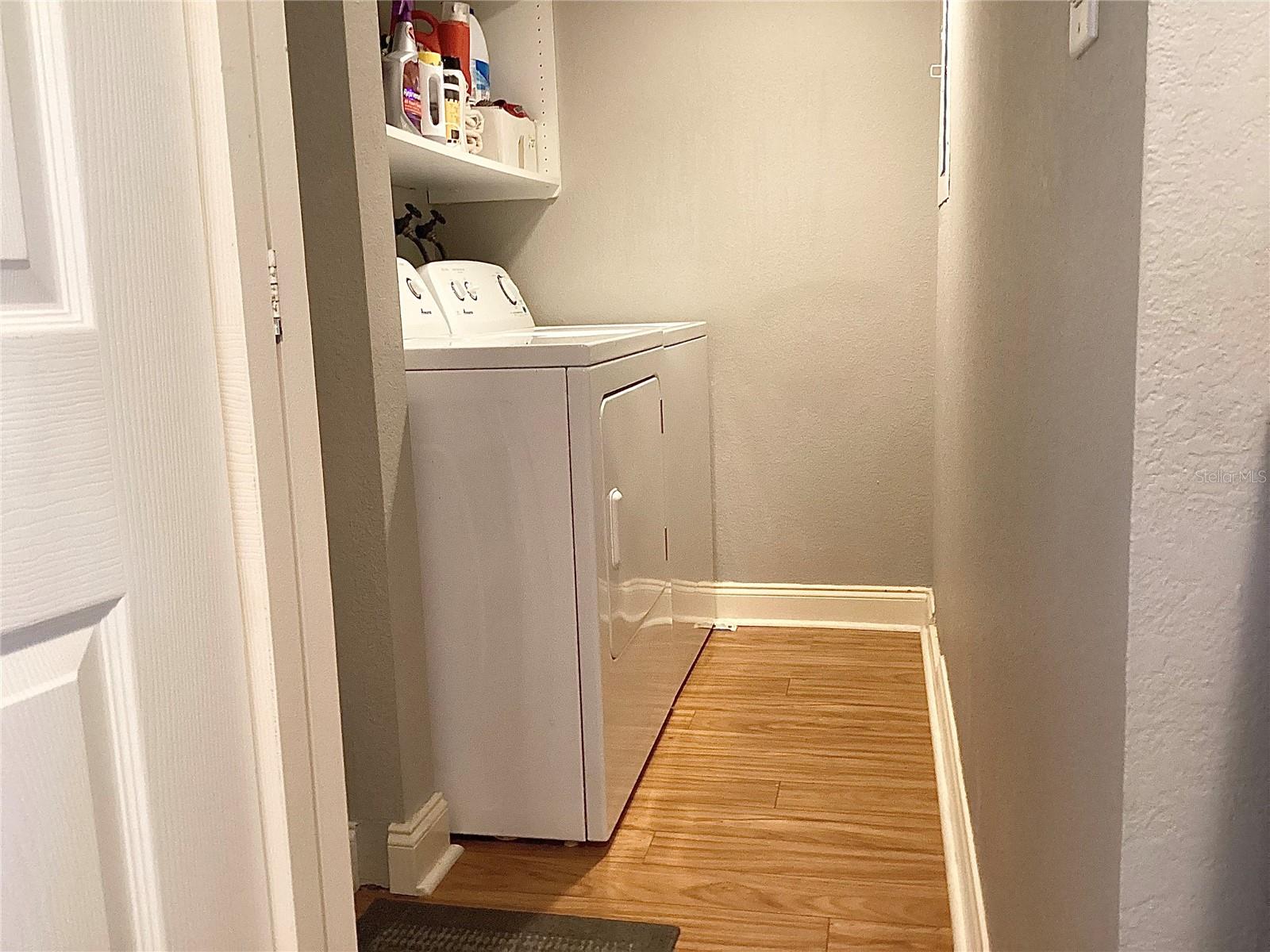 Listing photo id 18 for 120 1st Street E 104