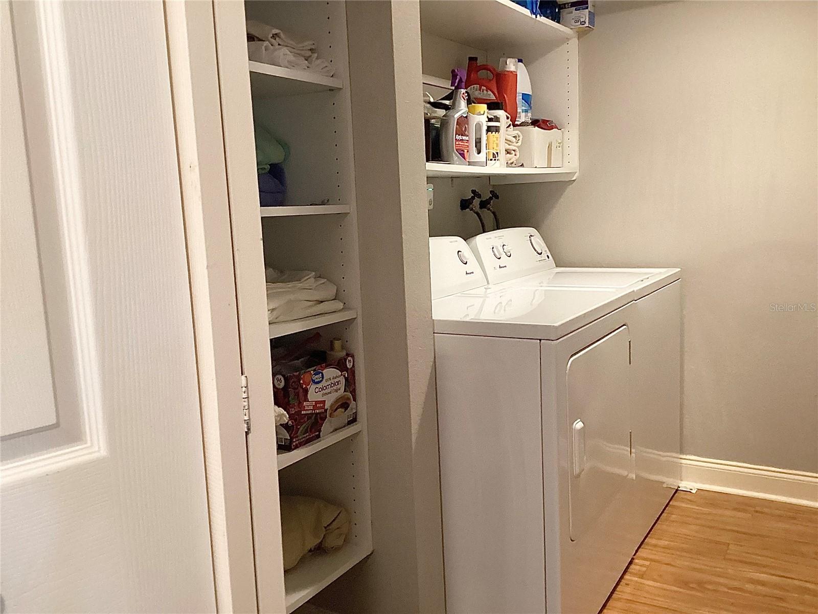 Listing photo id 19 for 120 1st Street E 104