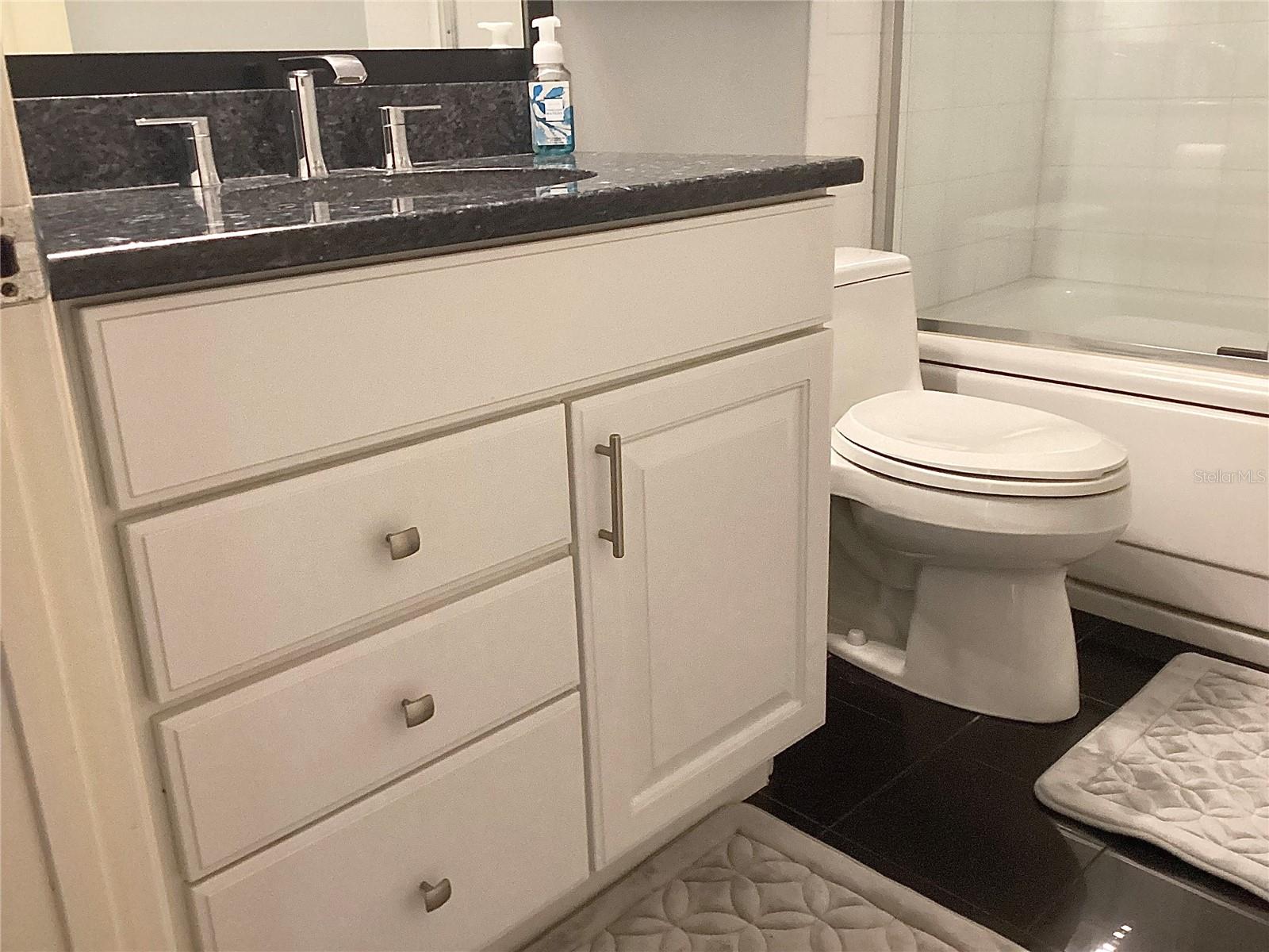Listing photo id 26 for 120 1st Street E 104