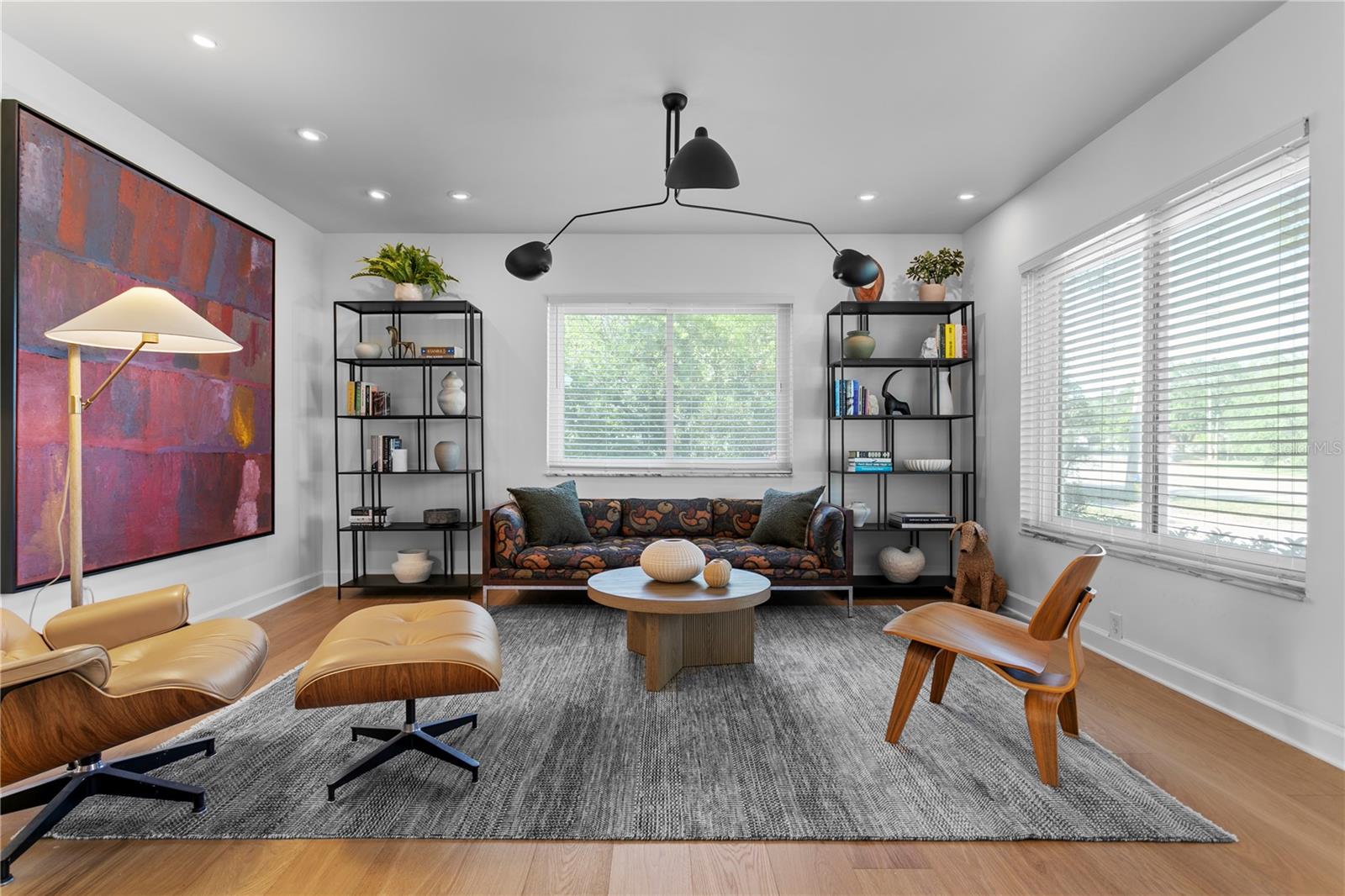 Image 4 of 69 For 444 Davis Boulevard
