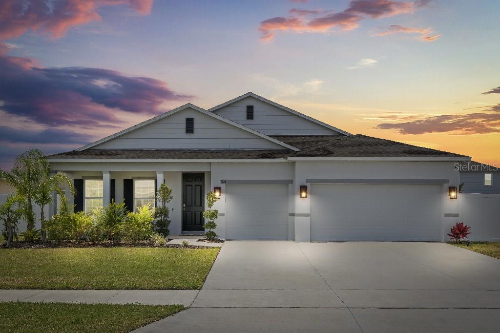 Image 2 of 40 For 921 Fieldstone Way