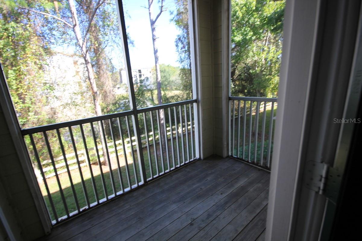 Image 7 of 15 For 18361 Bridle Club Drive