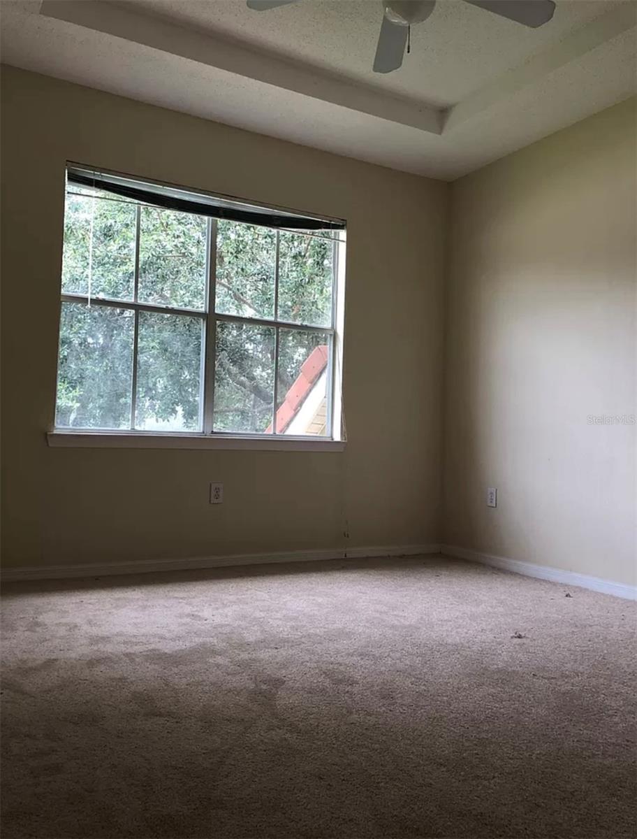 Image 6 of 12 For 18001 Richmond Place Drive 520