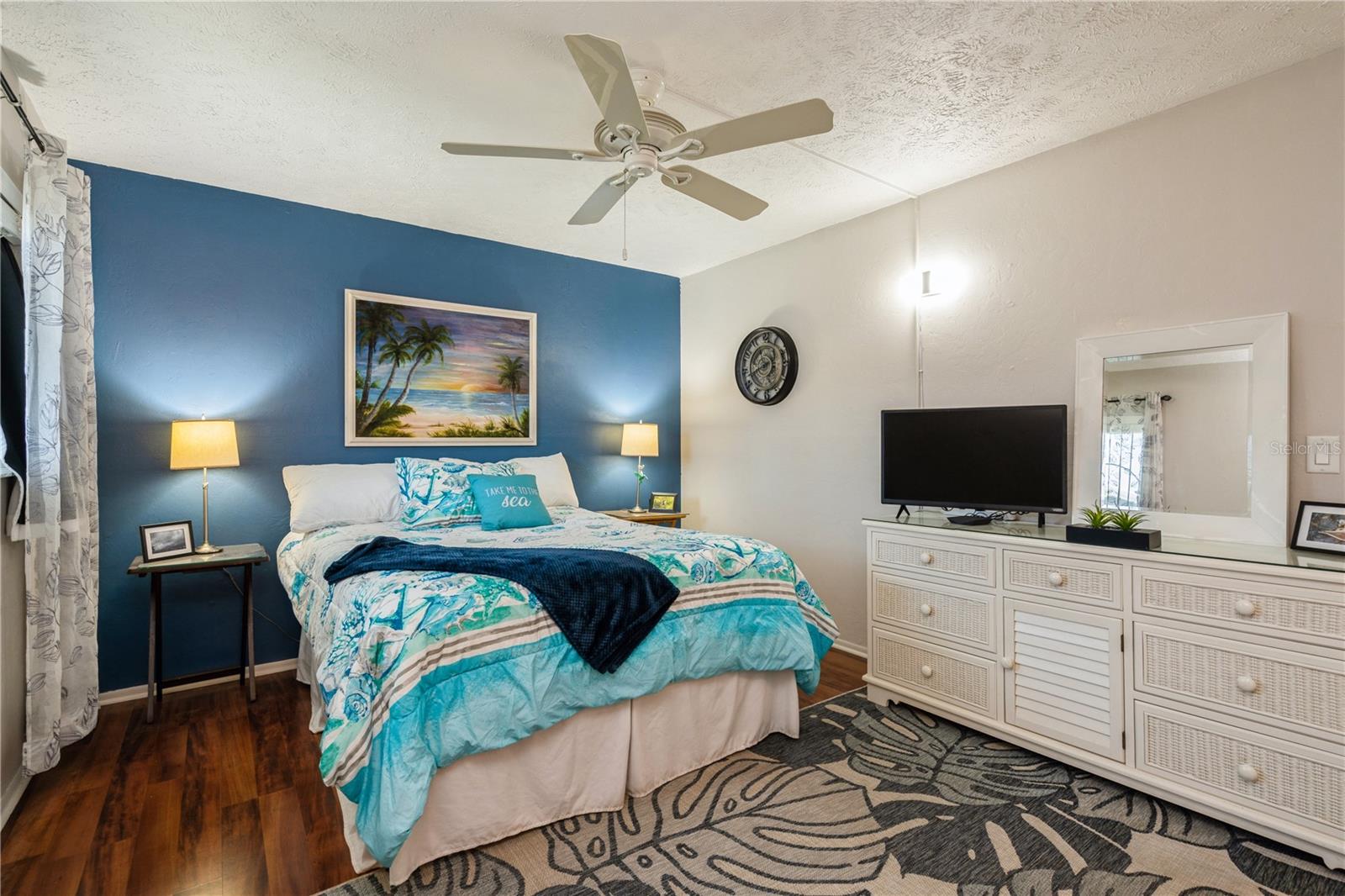 Image 17 of 35 For 527 Cape Coral Parkway W 4