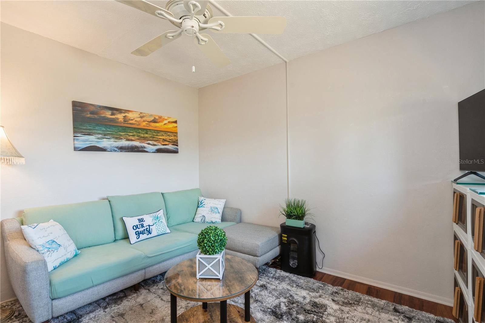 Image 22 of 35 For 527 Cape Coral Parkway W 4