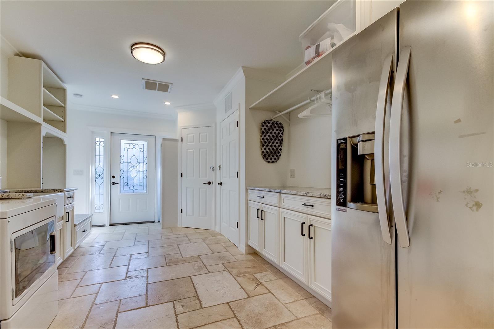 Image 78 of 88 For 1089 Virginia Street