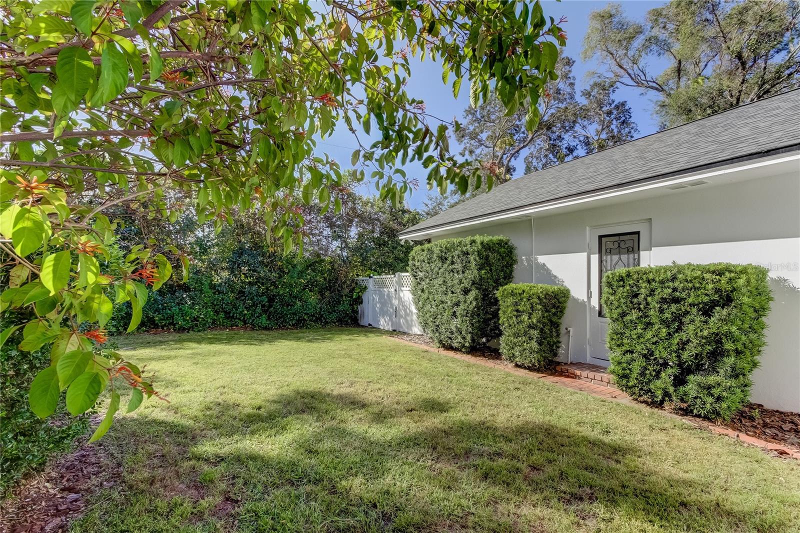 Image 84 of 88 For 1089 Virginia Street