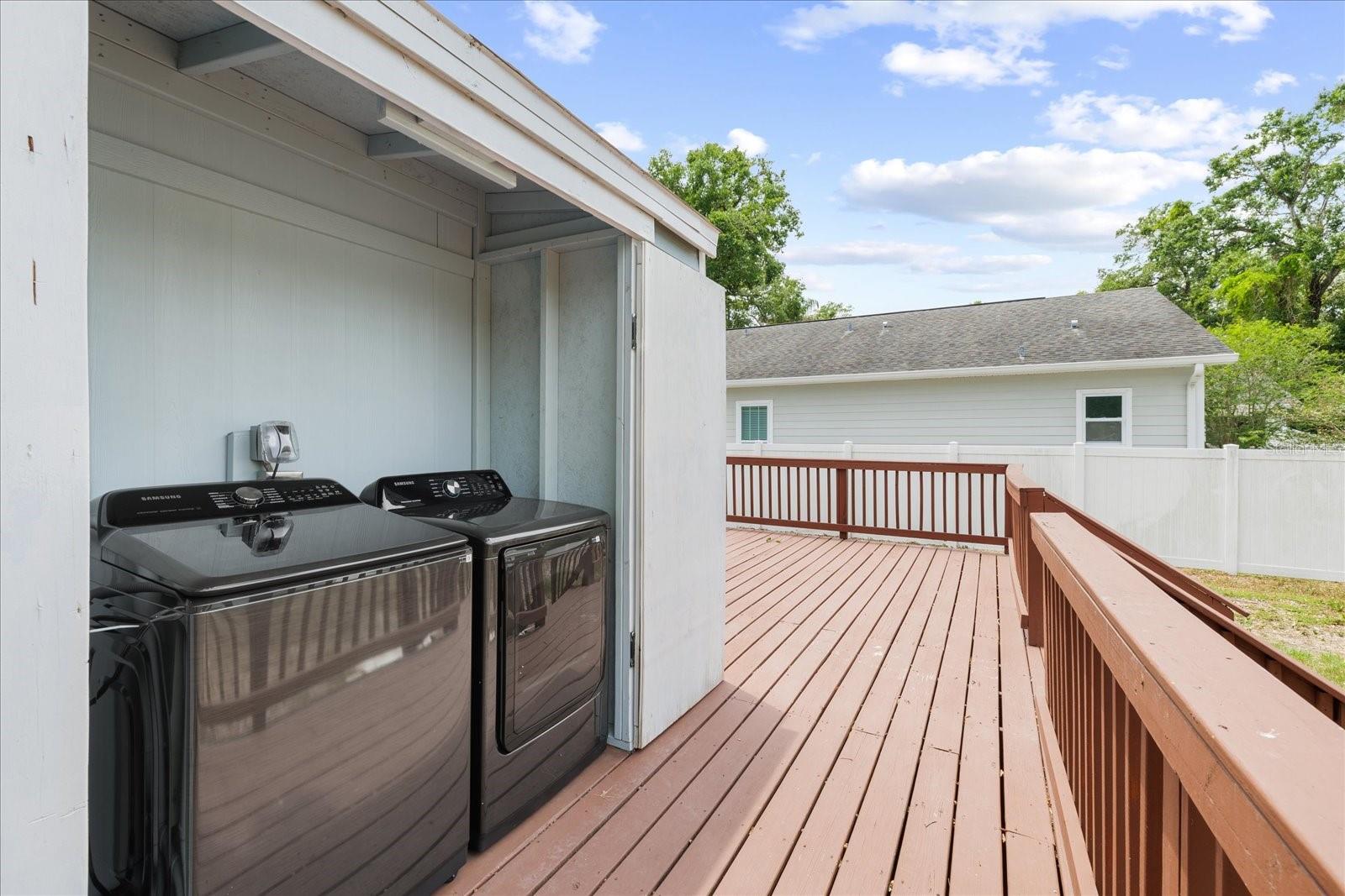 Image 18 of 25 For 1010 Flora Street