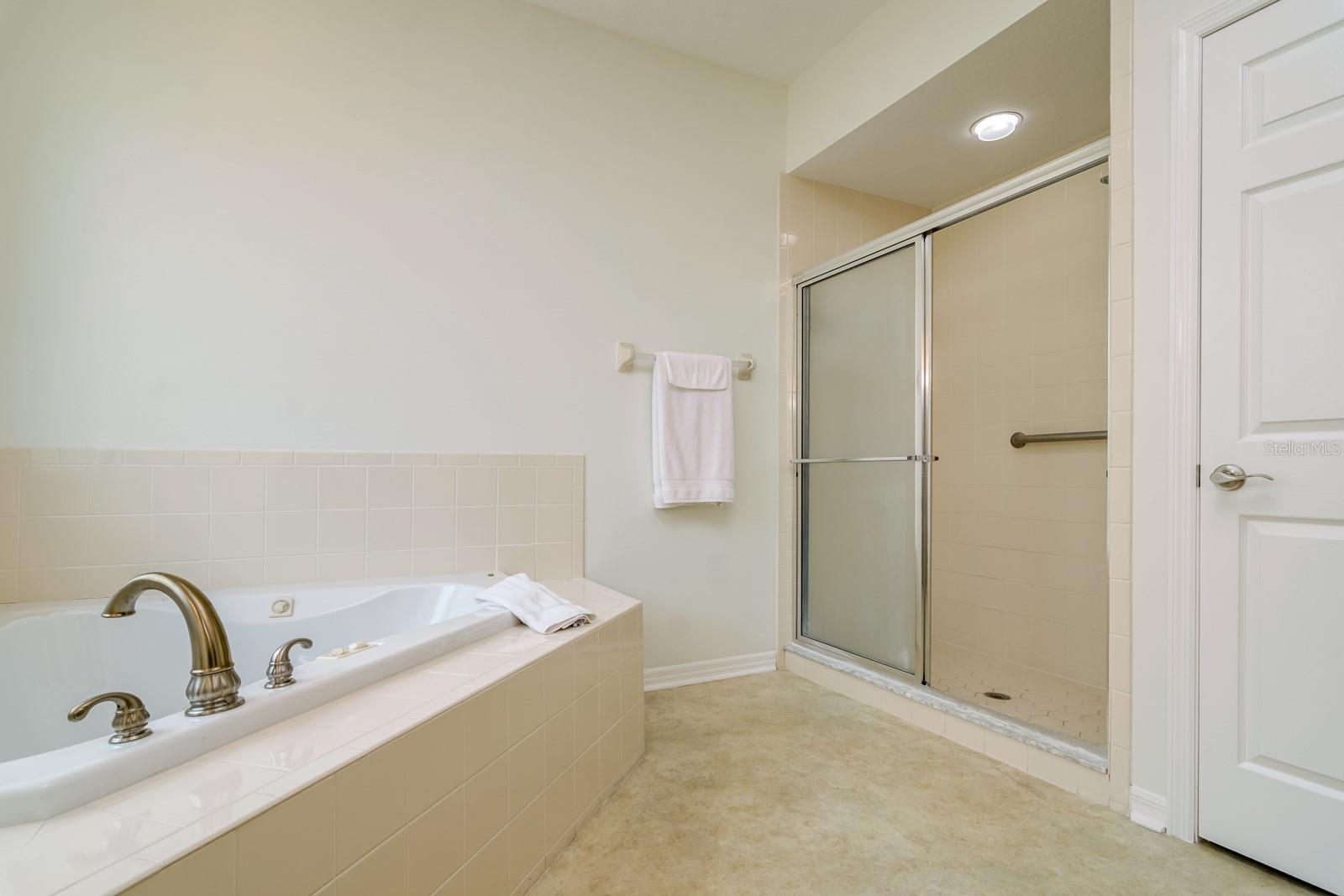 Image 25 of 56 For 2214 Deerbrook Drive