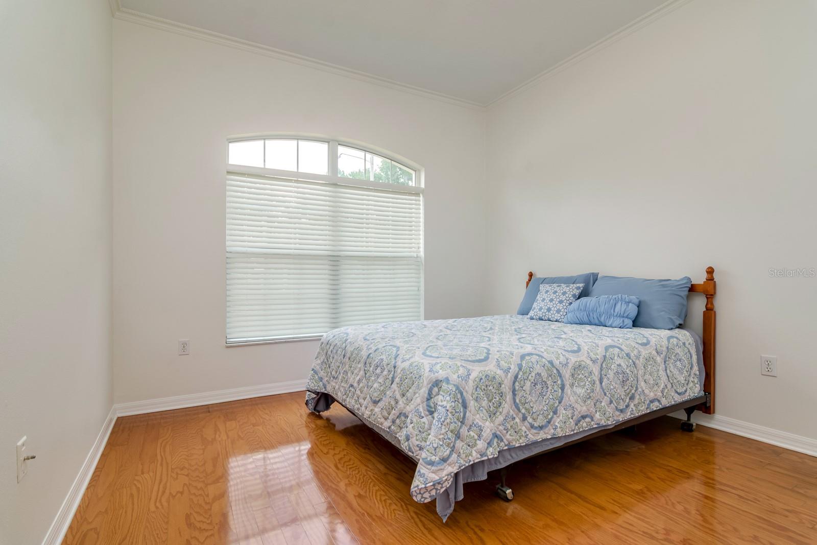 Image 28 of 56 For 2214 Deerbrook Drive