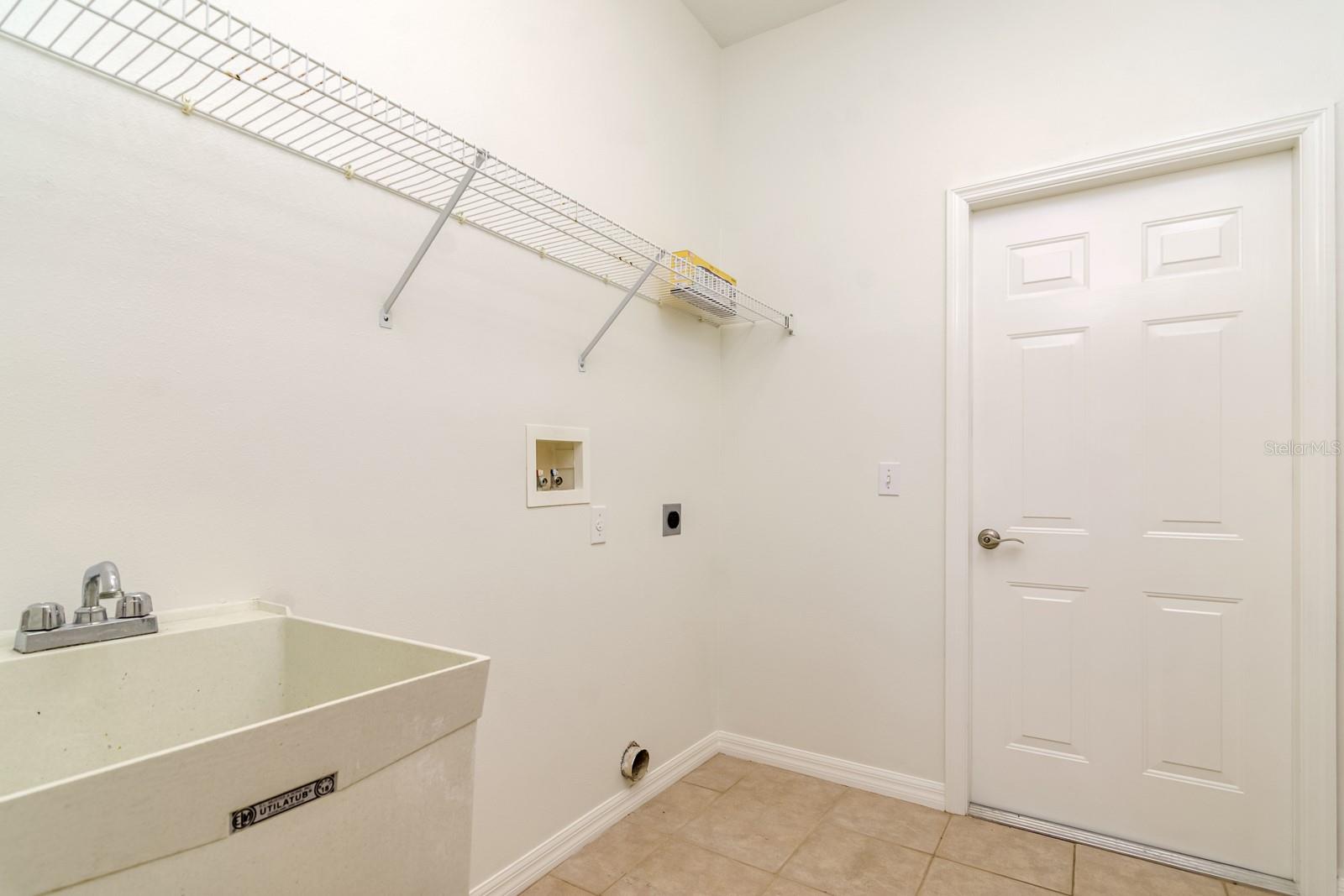 Image 35 of 56 For 2214 Deerbrook Drive