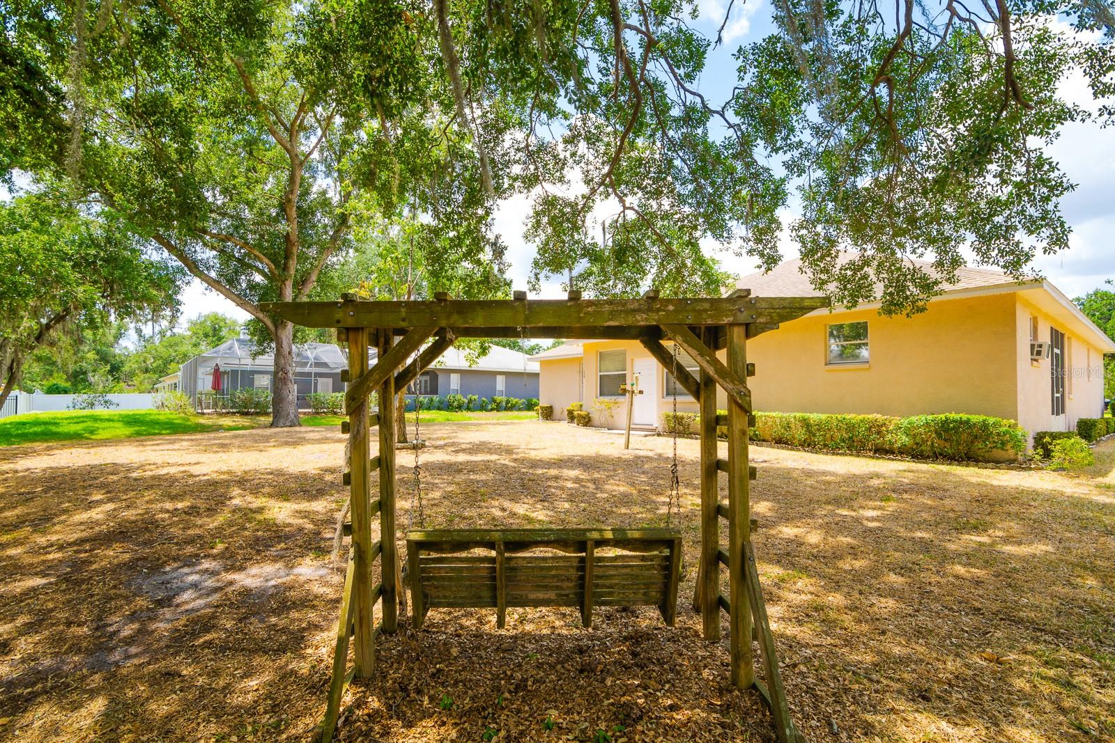 Image 41 of 56 For 2214 Deerbrook Drive