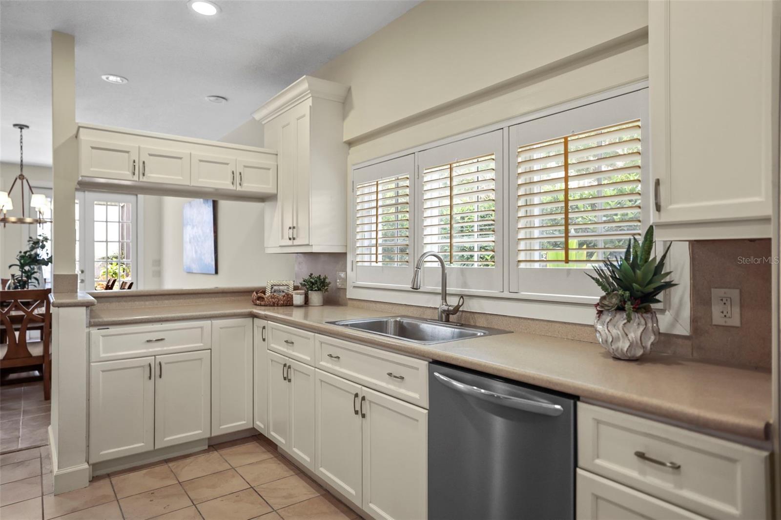 Image 11 of 66 For 4941 Bayshore Boulevard
