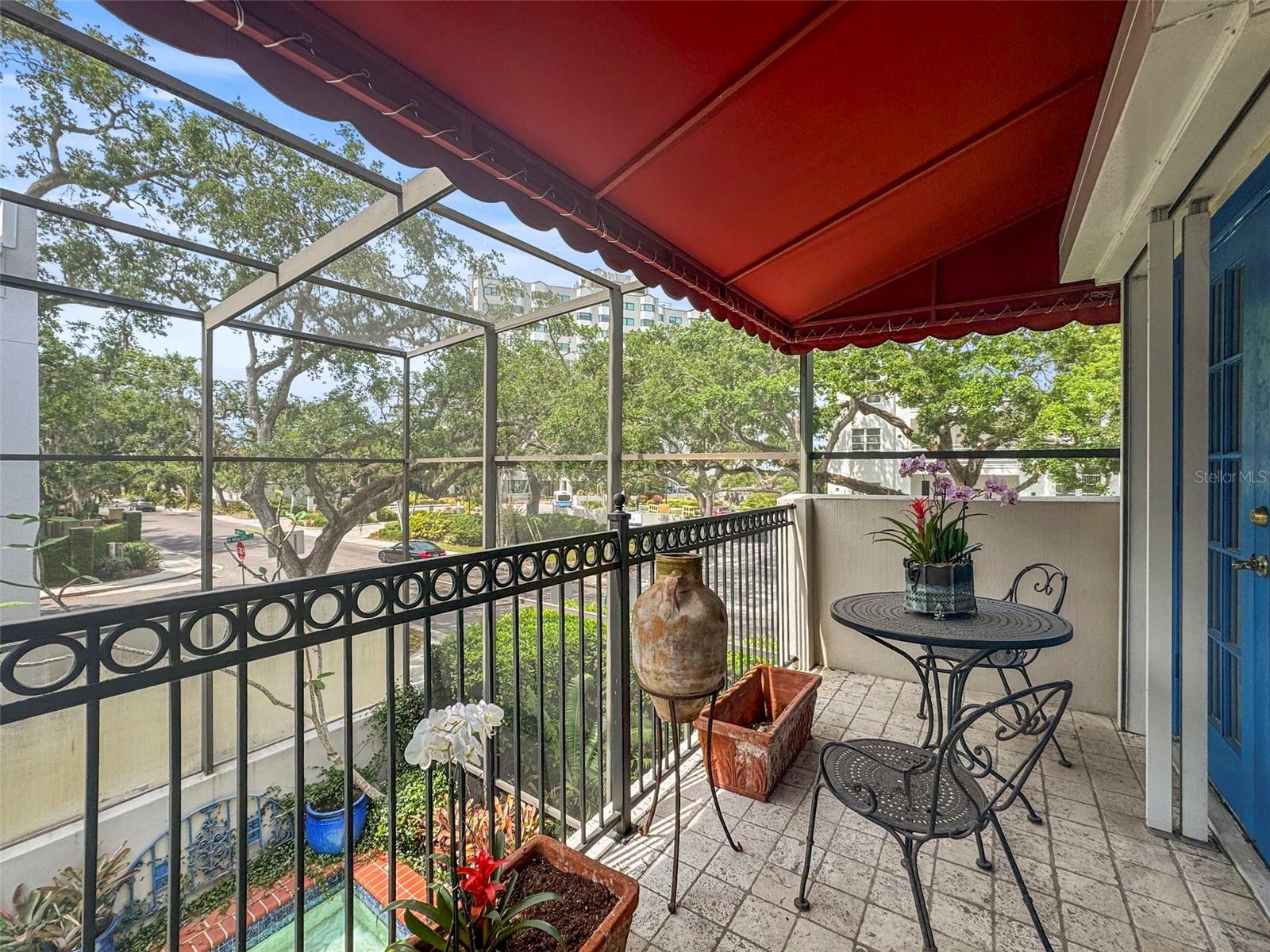 Image 40 of 66 For 4941 Bayshore Boulevard