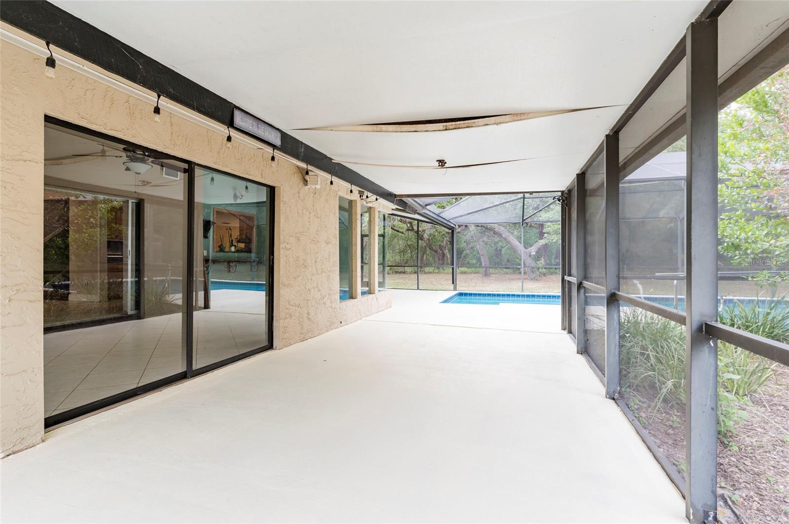 Listing photo id 62 for 12311 Oakwood Drive