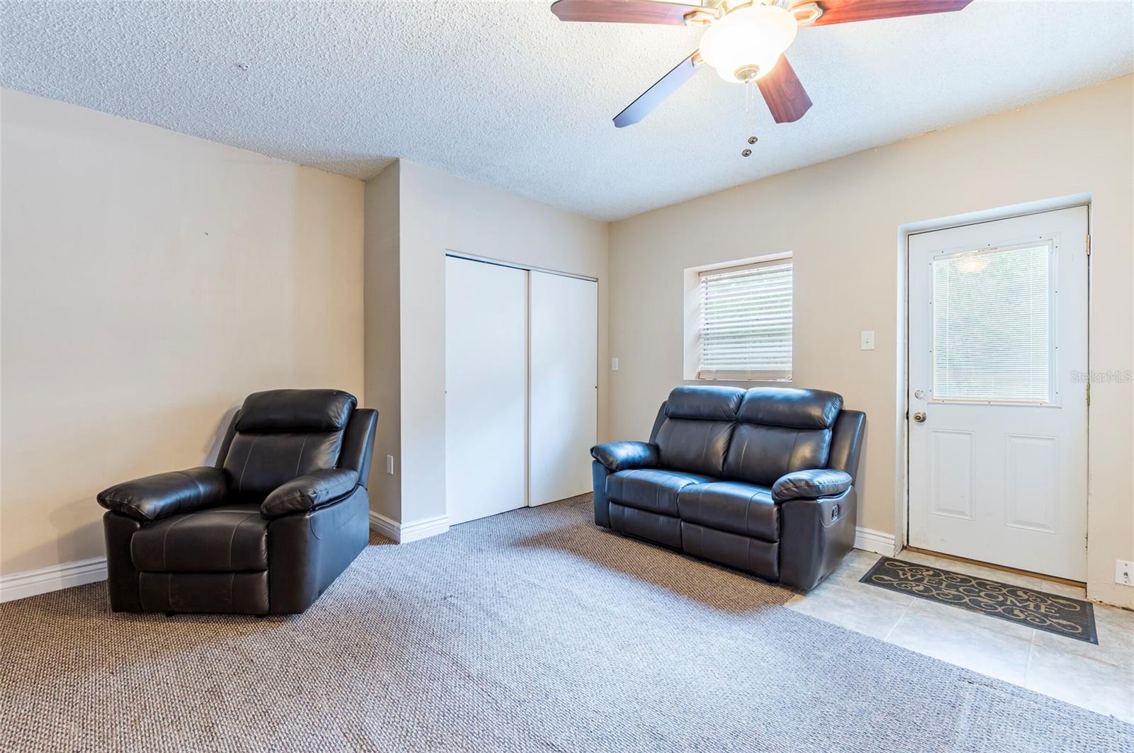 Listing photo id 68 for 12311 Oakwood Drive