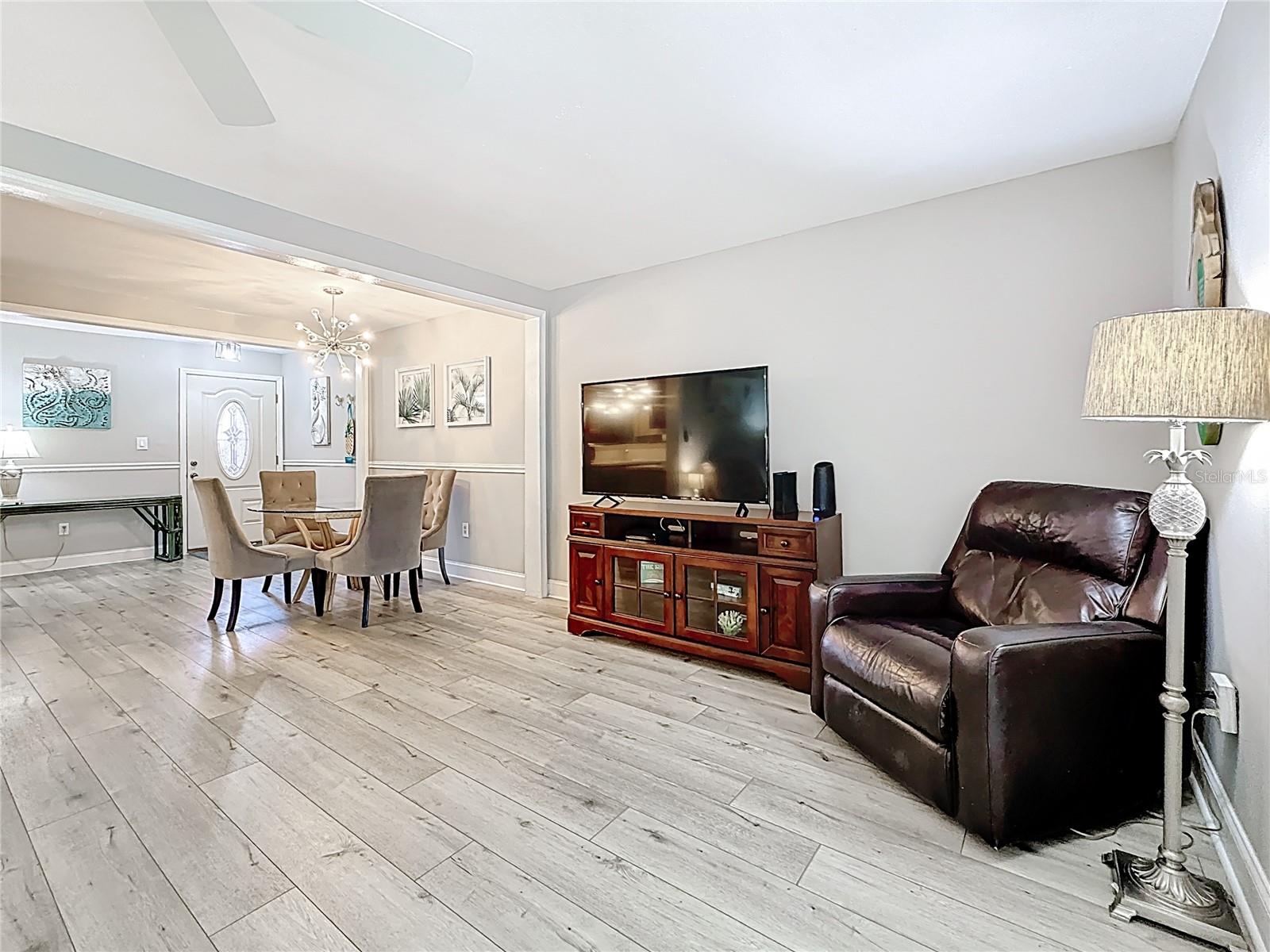 Image 23 of 63 For 3620 41st Way S B