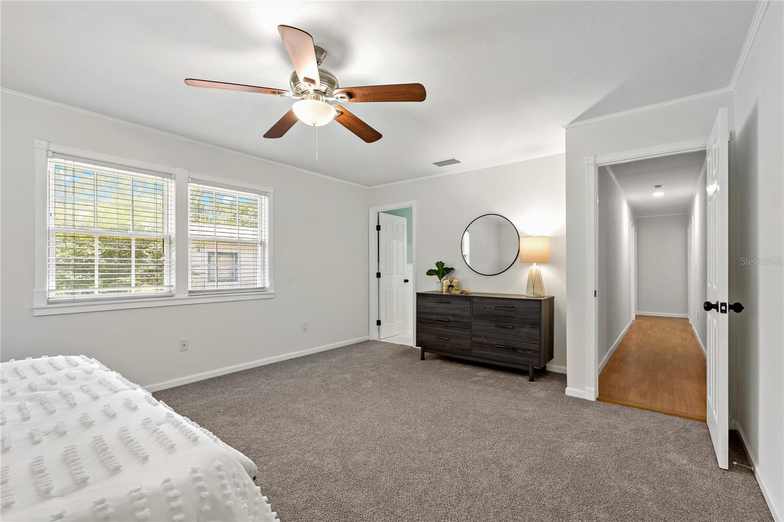 Image 15 of 42 For 39542 Friends Avenue