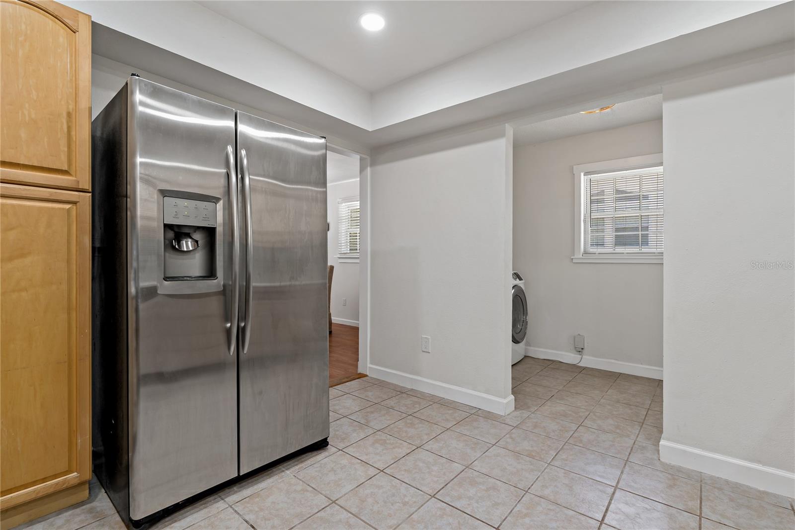 Image 8 of 42 For 39542 Friends Avenue