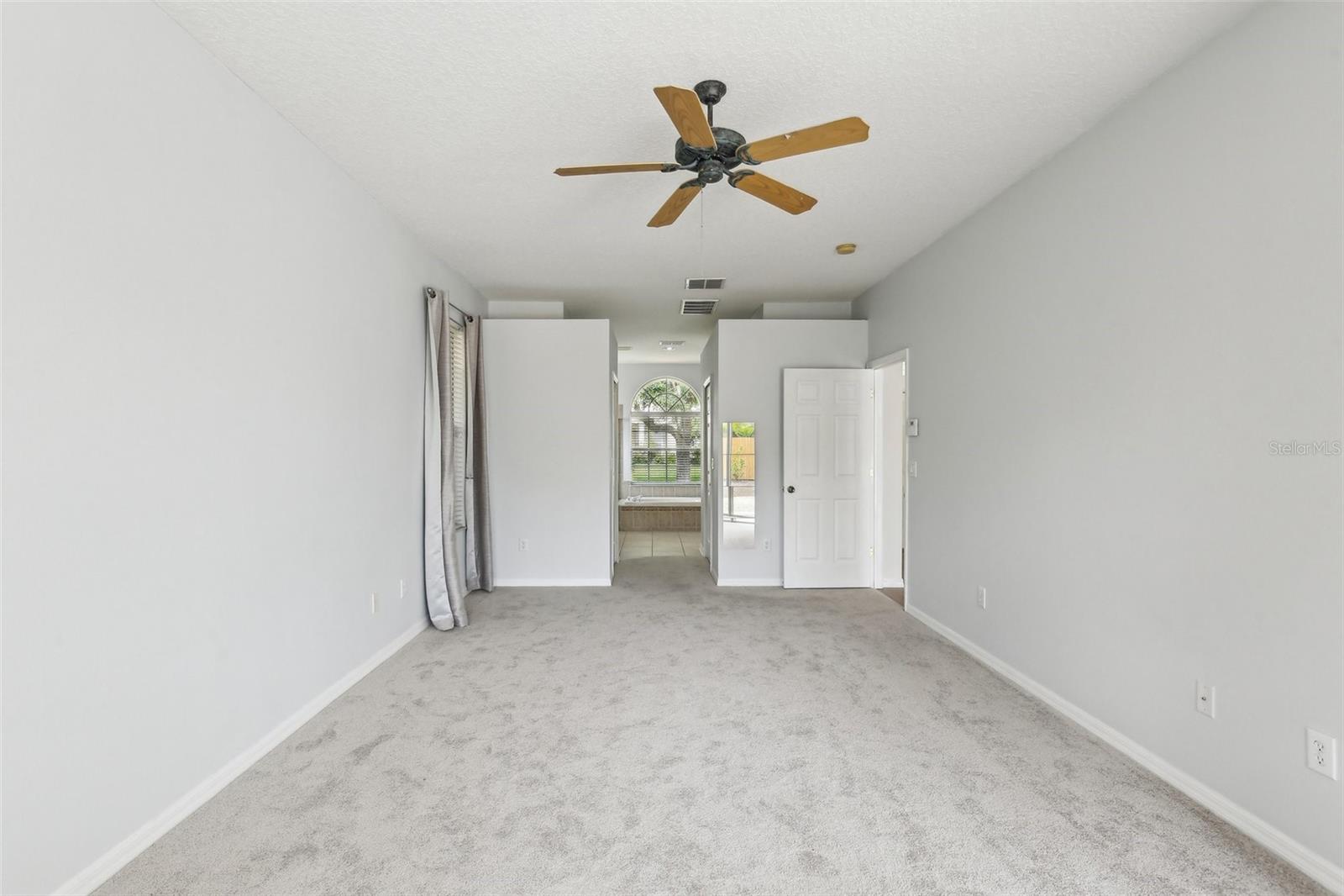Image 24 of 47 For 9422 Clover Glen Drive