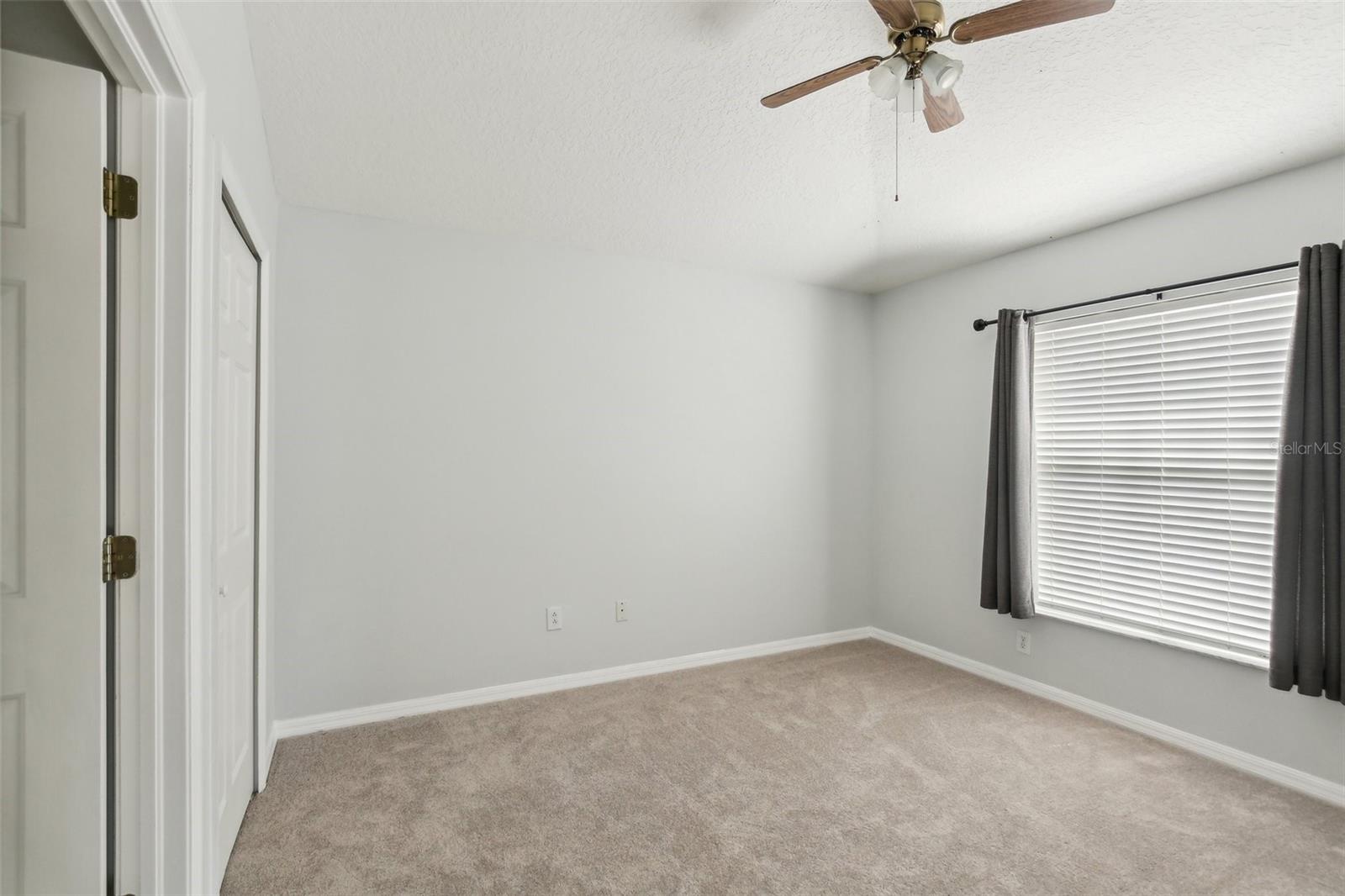 Image 34 of 47 For 9422 Clover Glen Drive