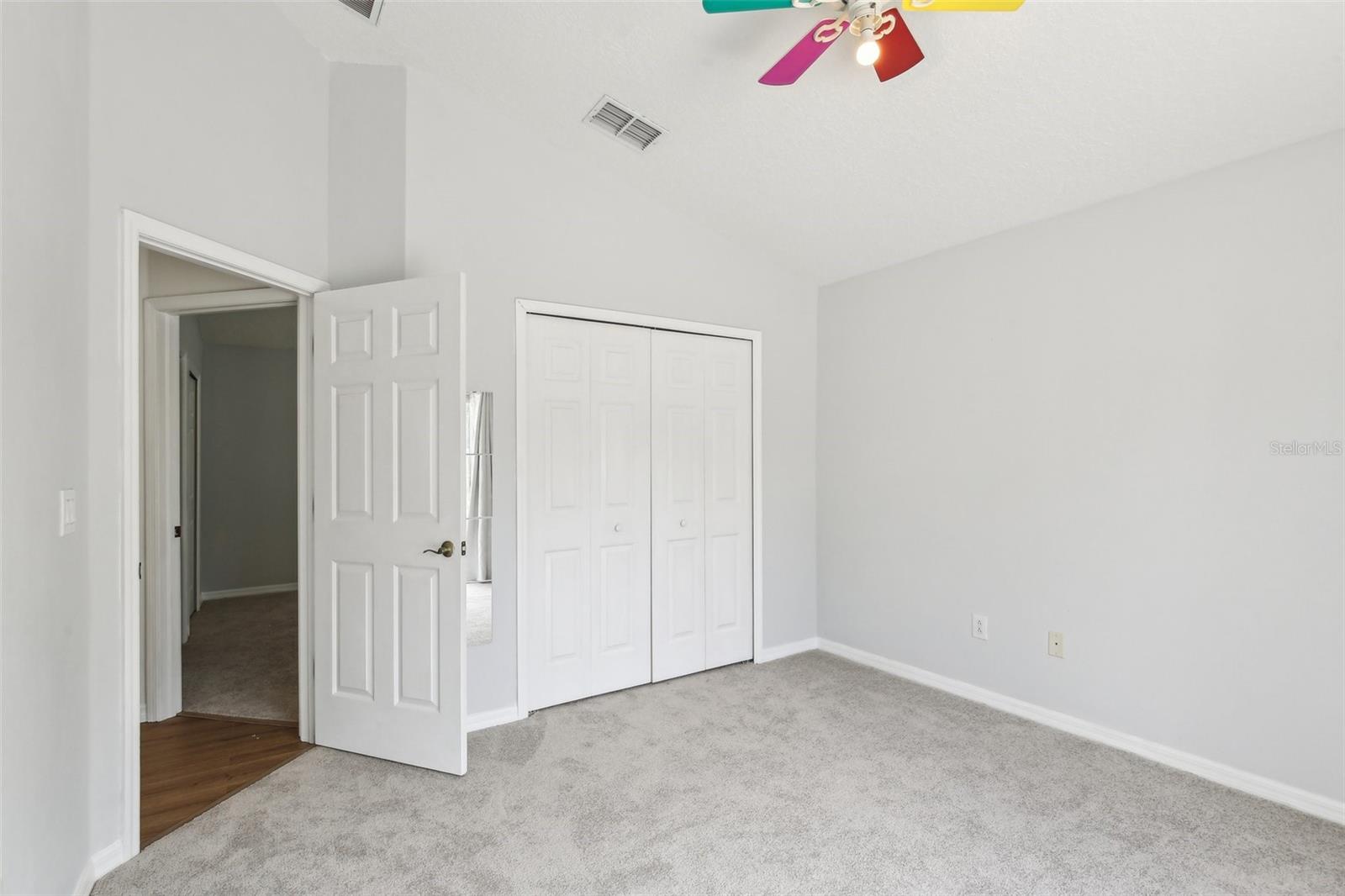 Image 36 of 47 For 9422 Clover Glen Drive
