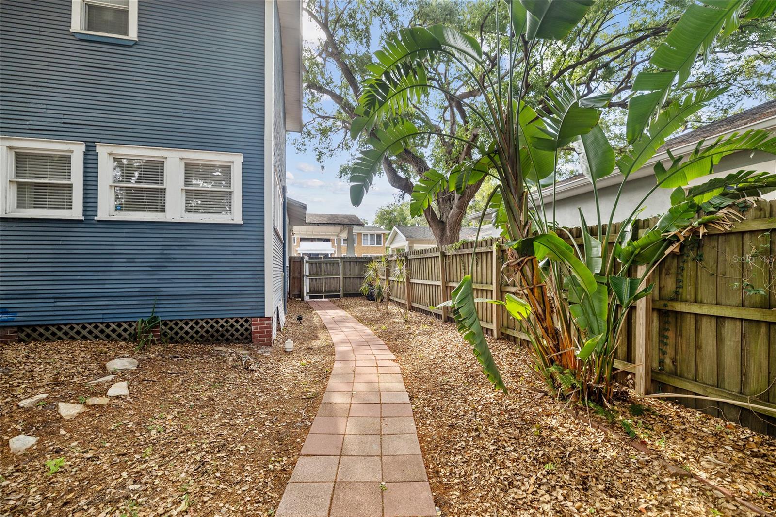 Image 5 of 32 For 4016 Seminole Avenue