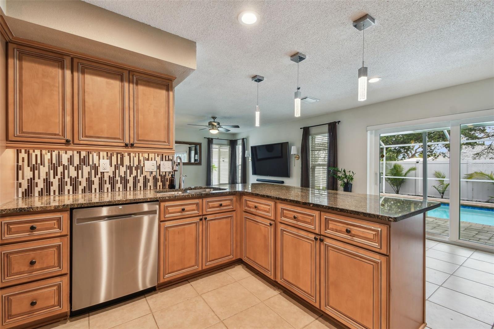 Image 30 of 95 For 2667 Aspen Court