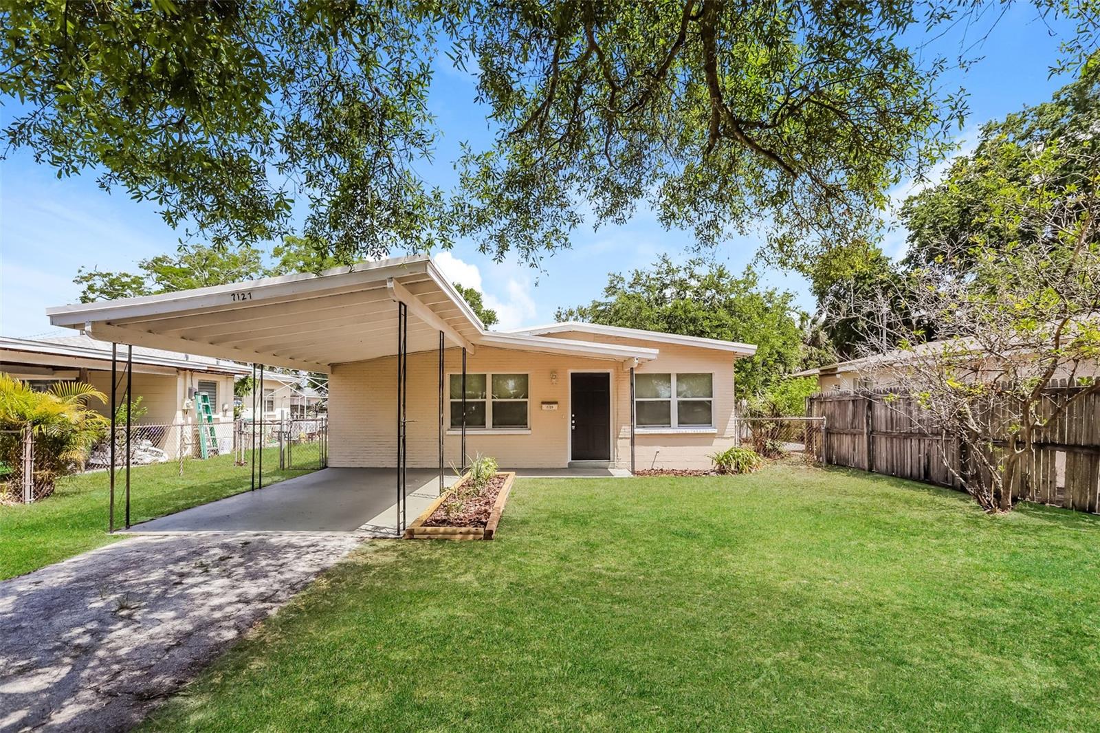 Details for 7127 32nd Avenue N, ST PETERSBURG, FL 33710