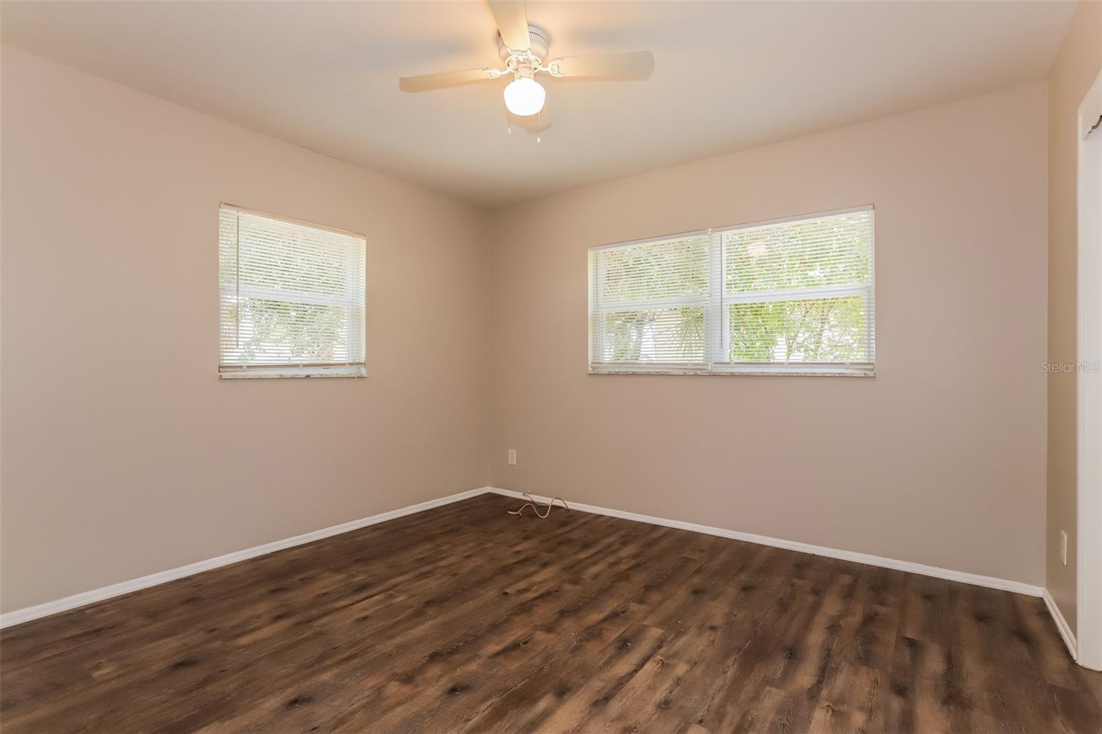 Image 11 of 15 For 7127 32nd Avenue N