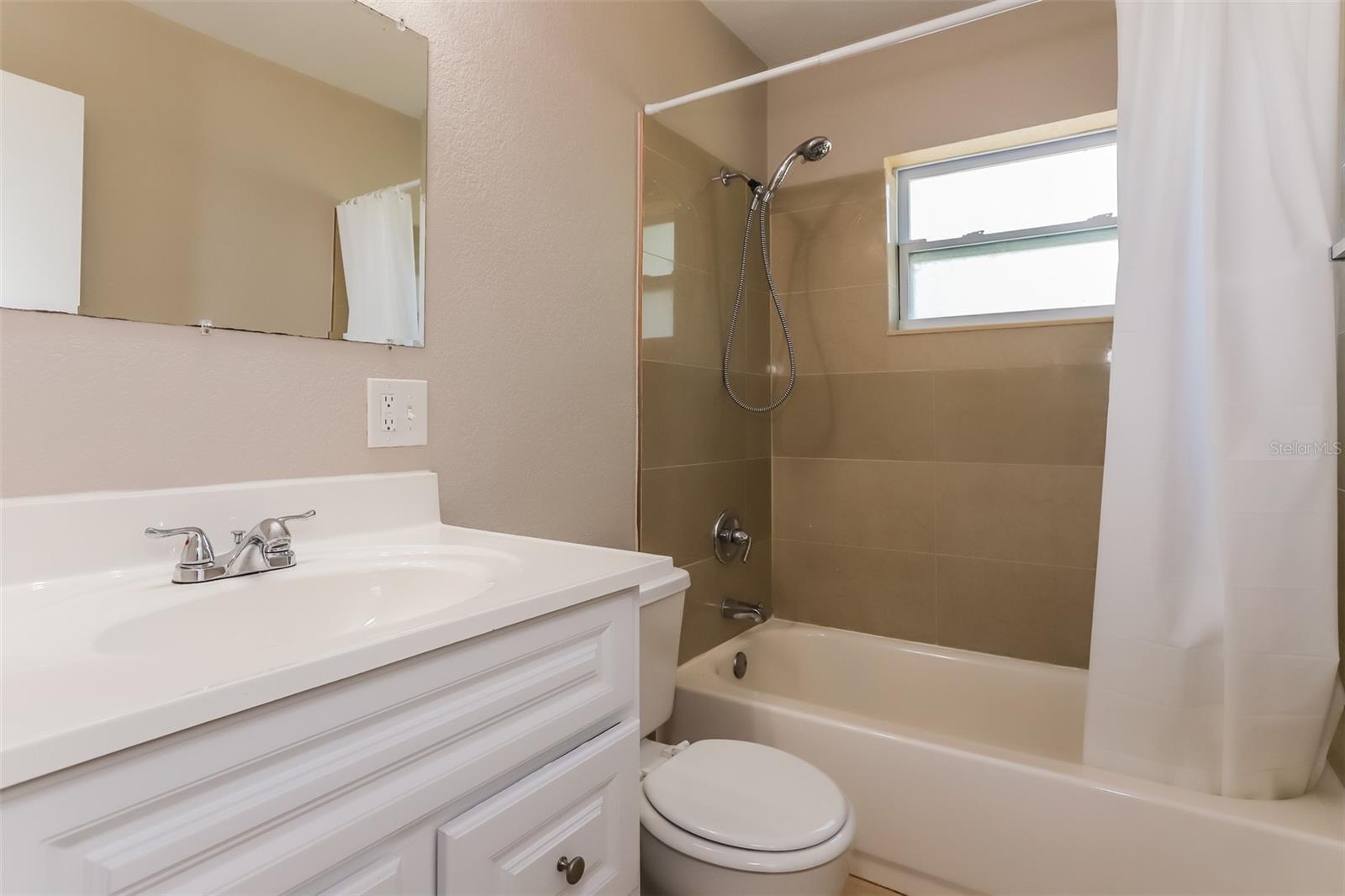 Image 12 of 15 For 7127 32nd Avenue N