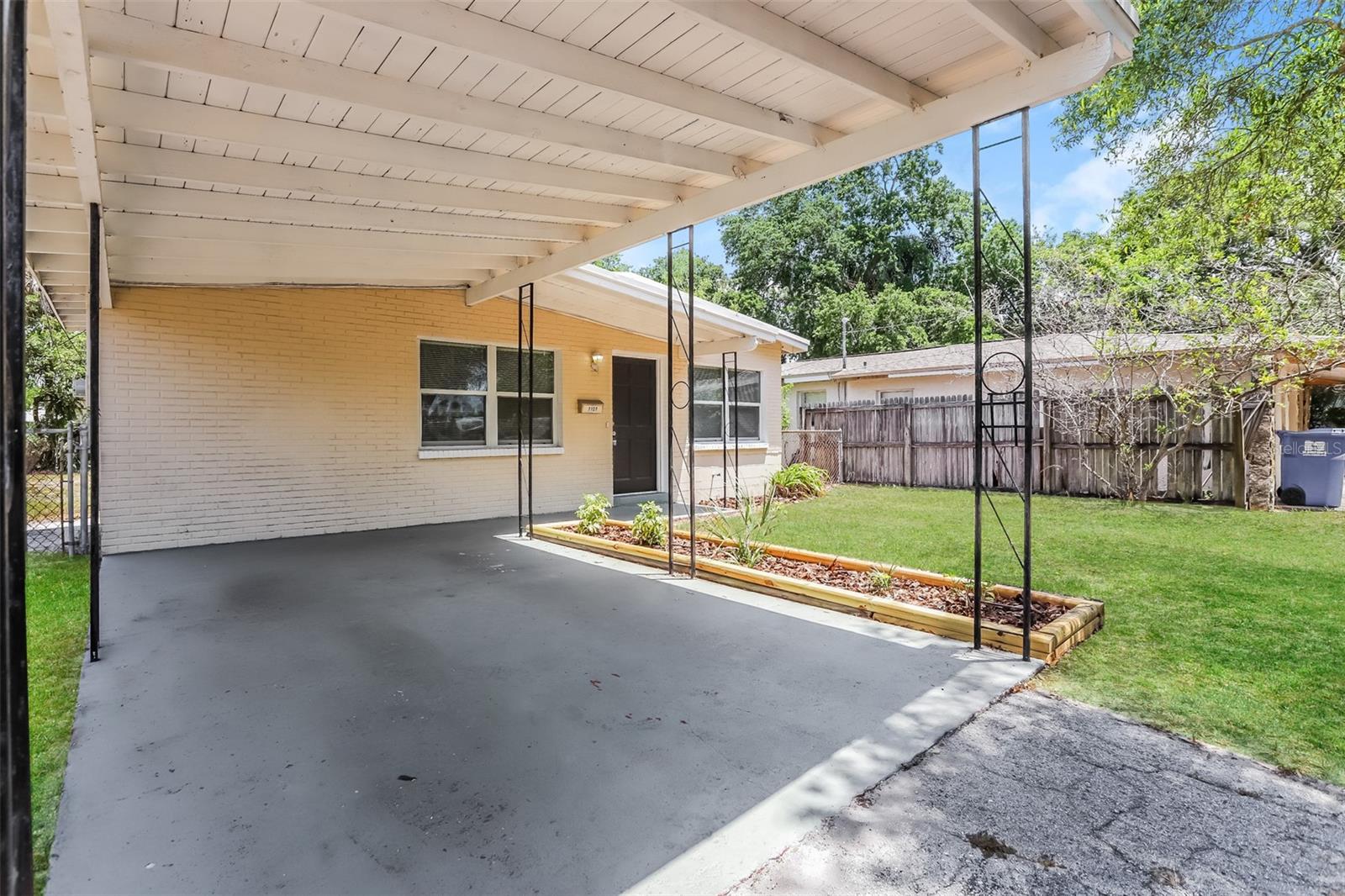 Image 2 of 15 For 7127 32nd Avenue N