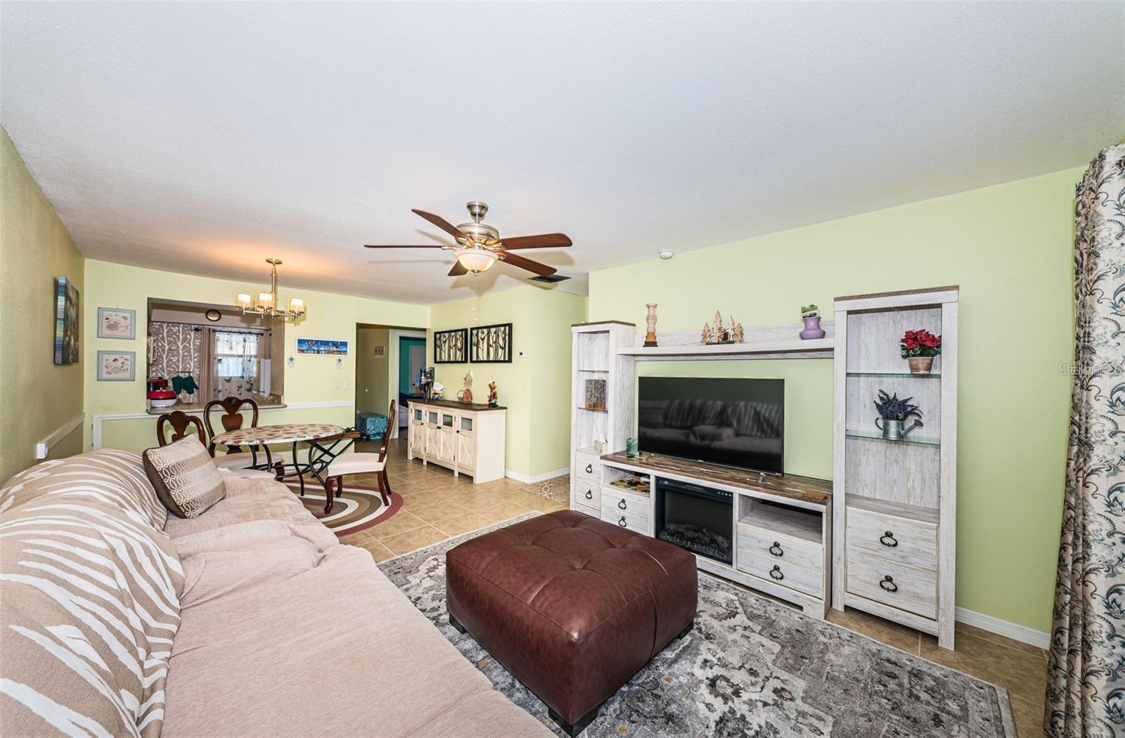 Image 15 of 52 For 2117 Lakewood Club Drive S 7k