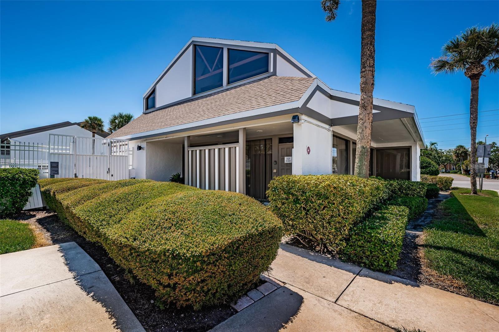 Image 37 of 52 For 2117 Lakewood Club Drive S 7k