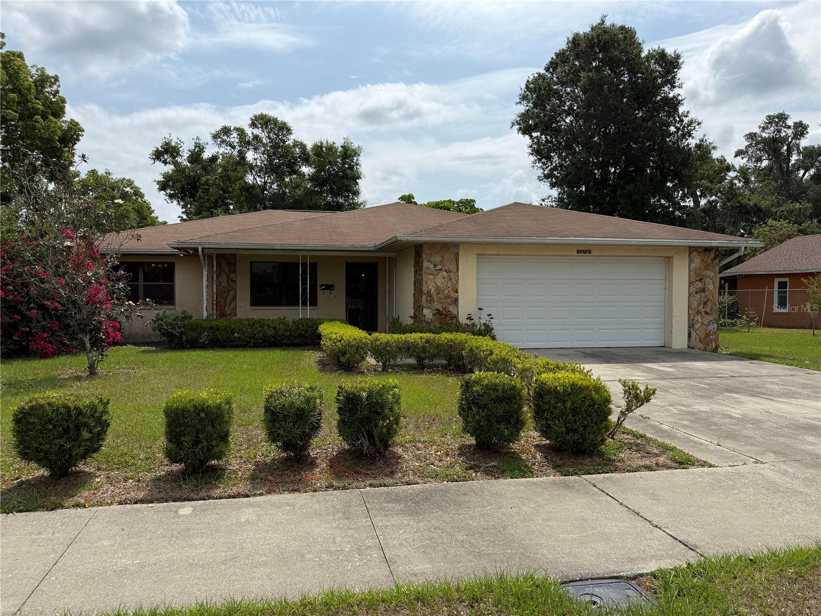 Details for 13742 14th Street, DADE CITY, FL 33525