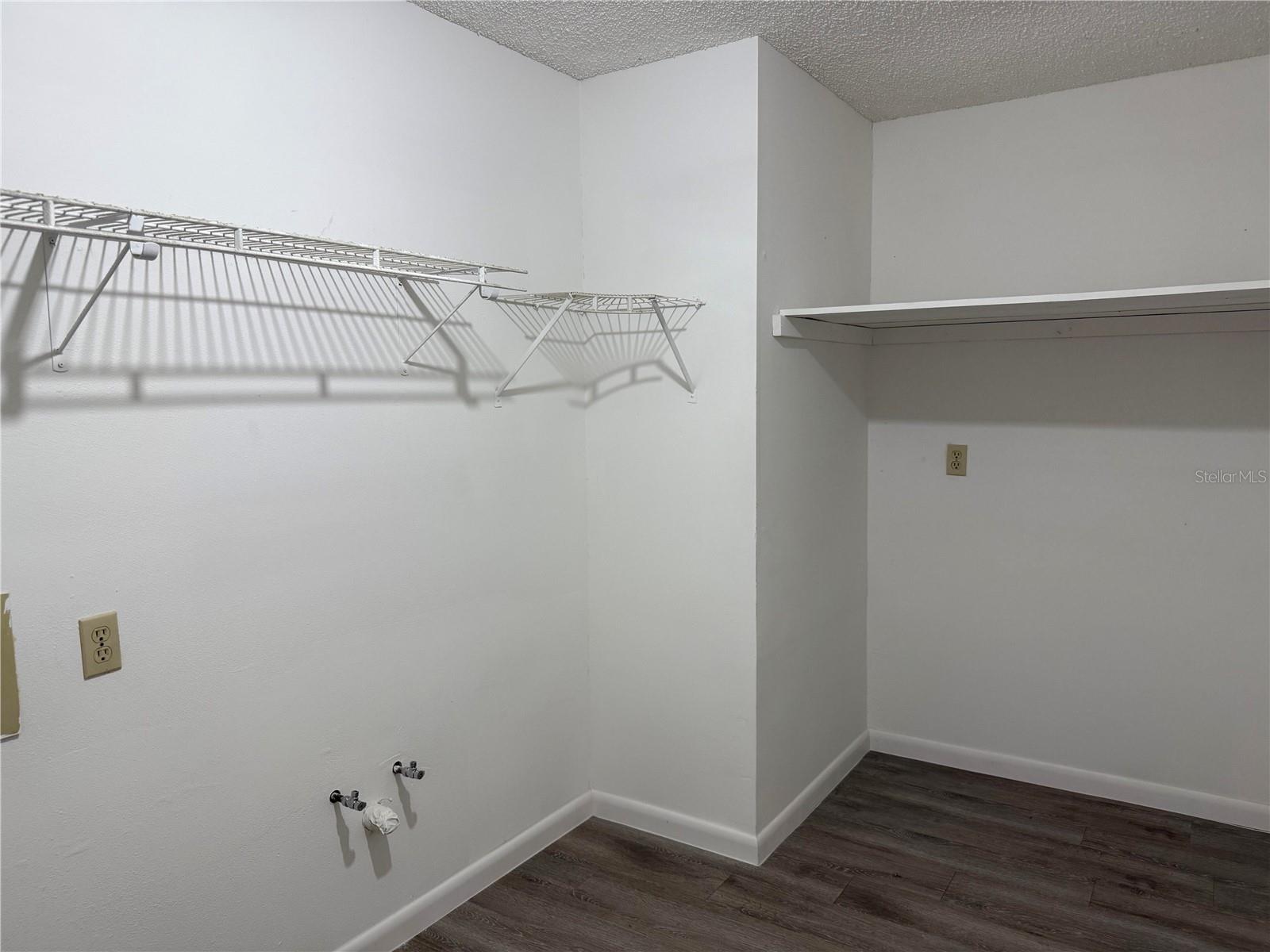 Listing photo id 16 for 13742 14th Street