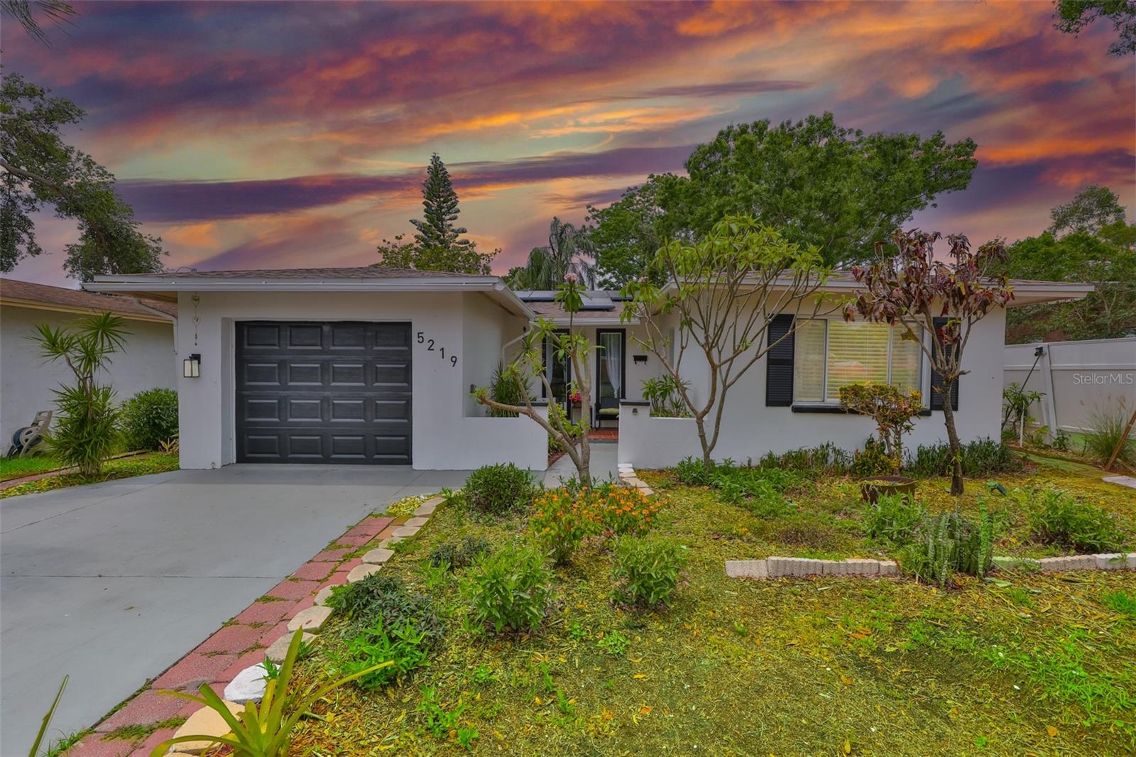 Details for 5219 4th Street S, ST PETERSBURG, FL 33705
