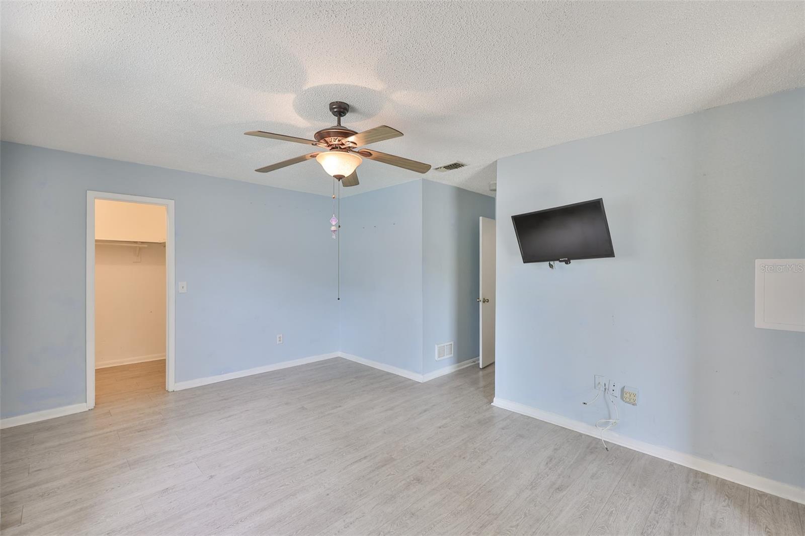 Image 20 of 36 For 5219 4th Street S